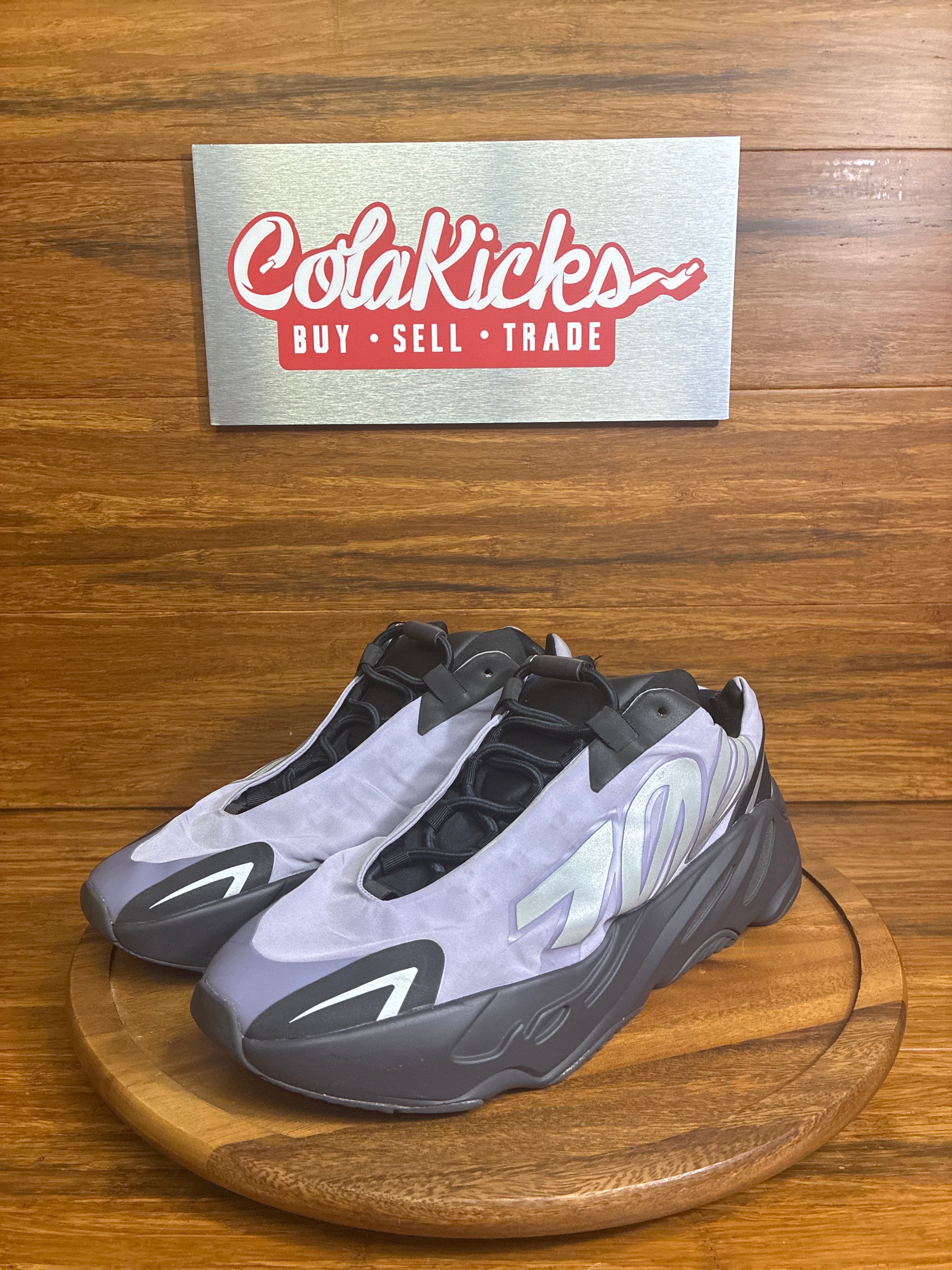 adidas Yeezy Boost 700 MNVN Geode