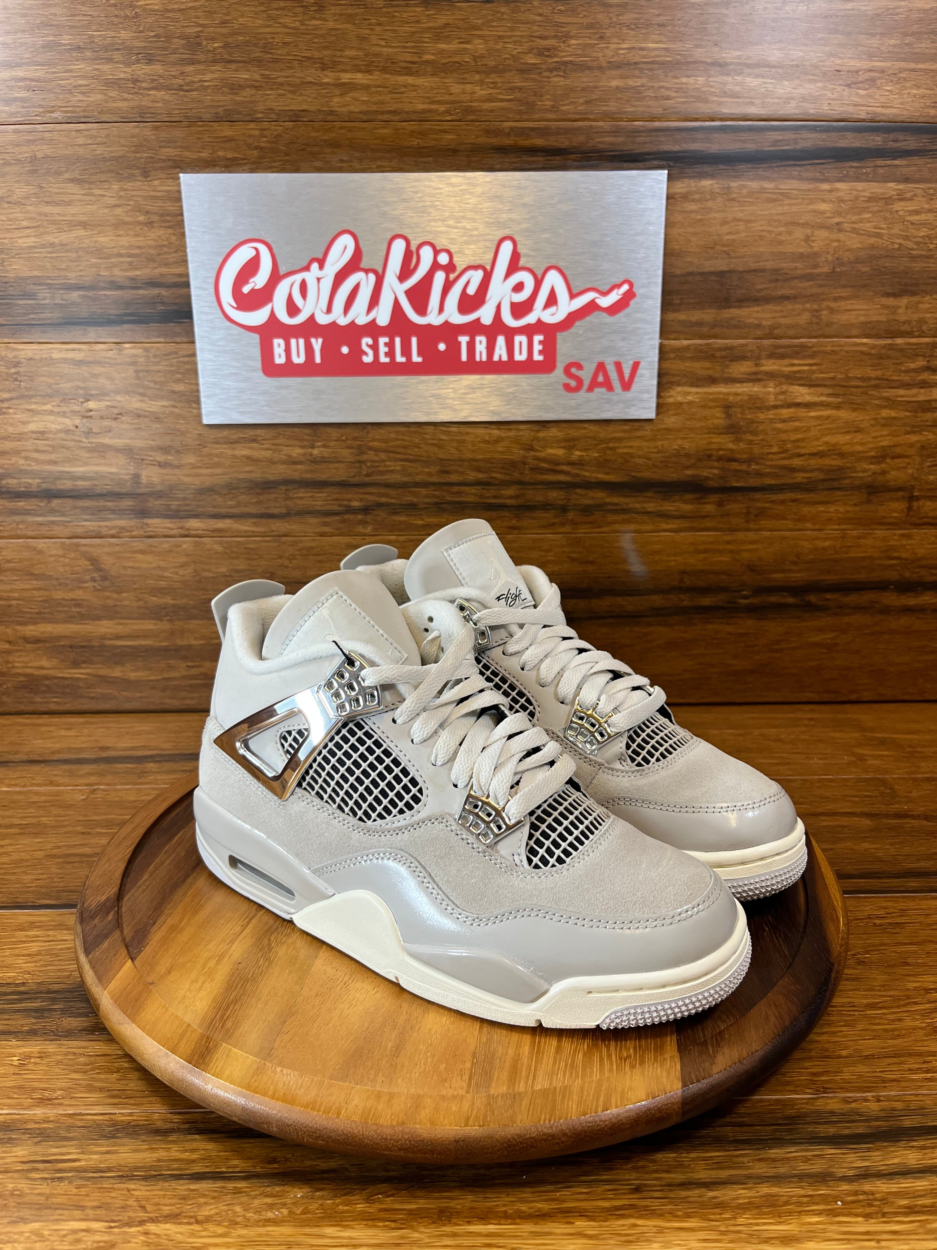 Jordan 4 Retro Frozen Moments (Women's)