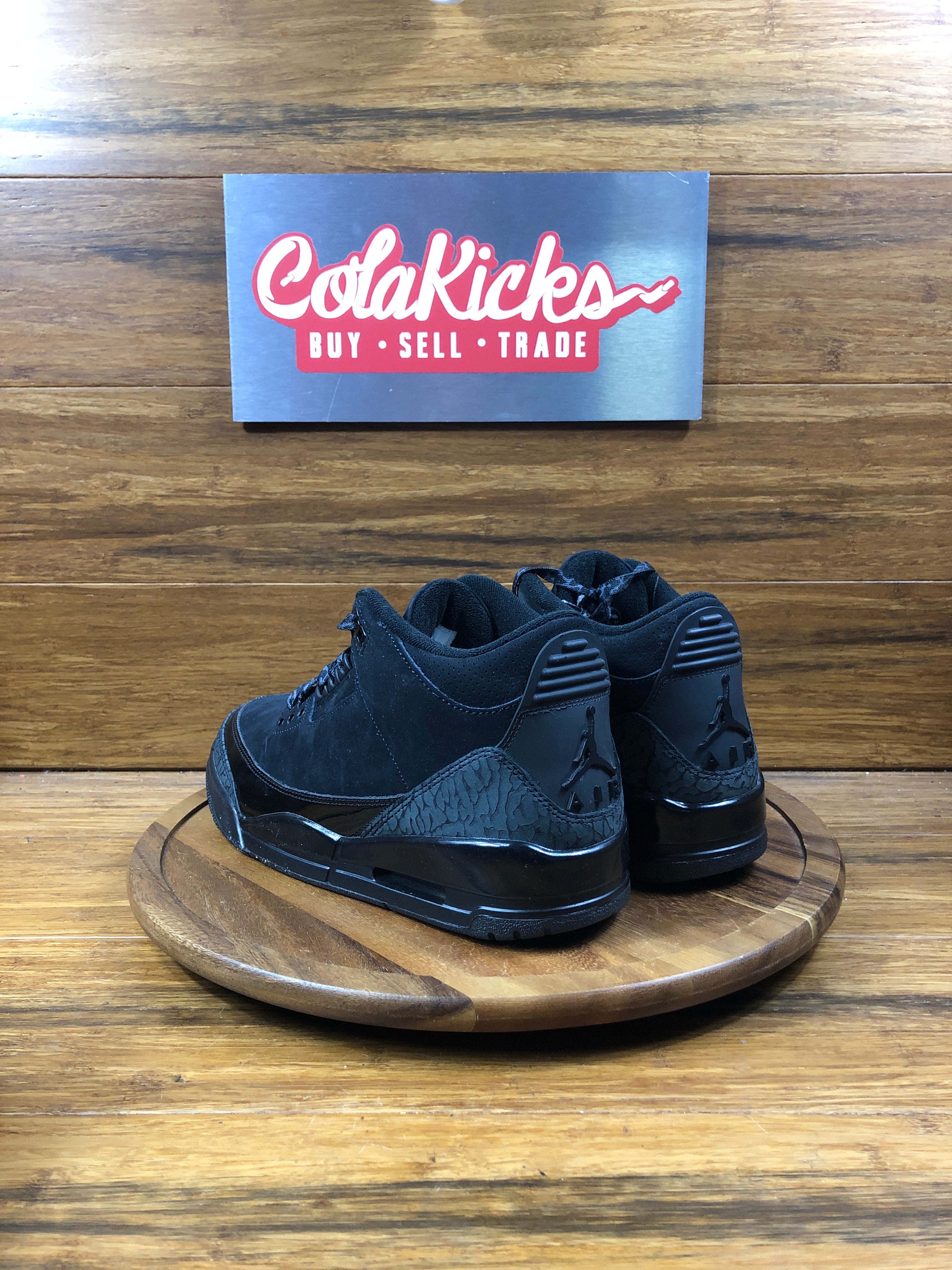 Jordan 3 Retro Black Cat (2025)