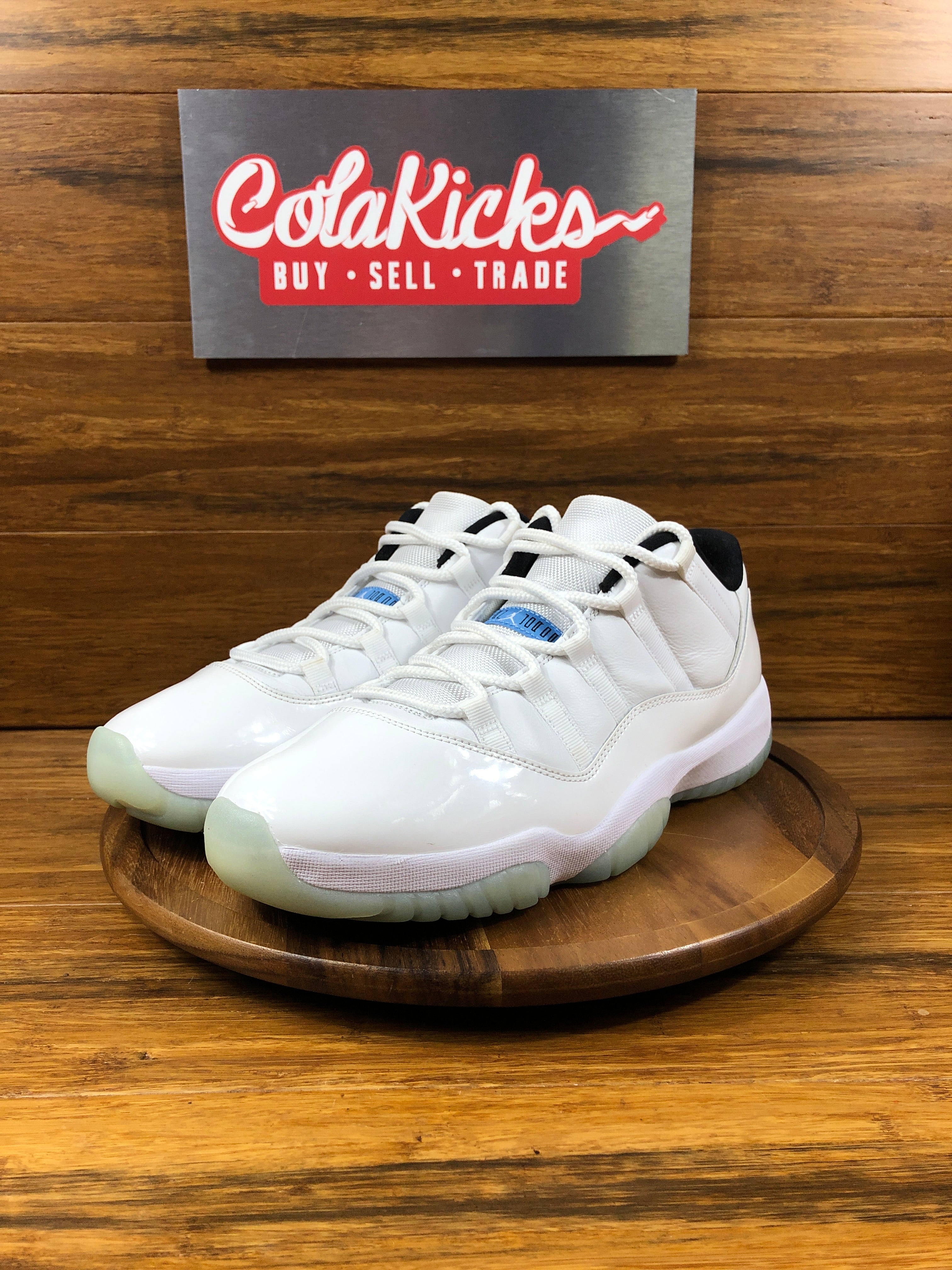 Jordan 11 Retro Low Legend Blue