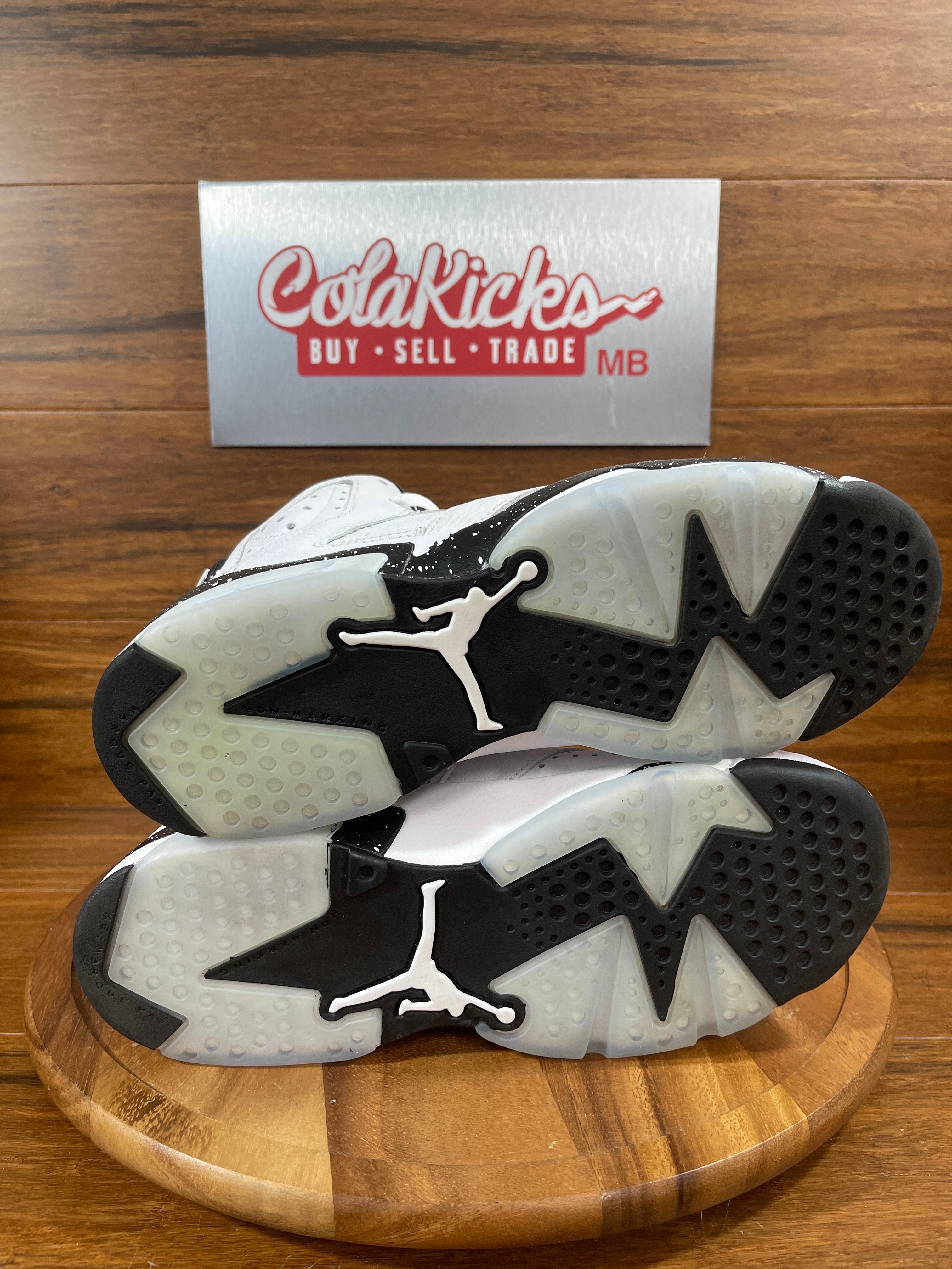 Jordan 6 Retro Reverse Oreo
