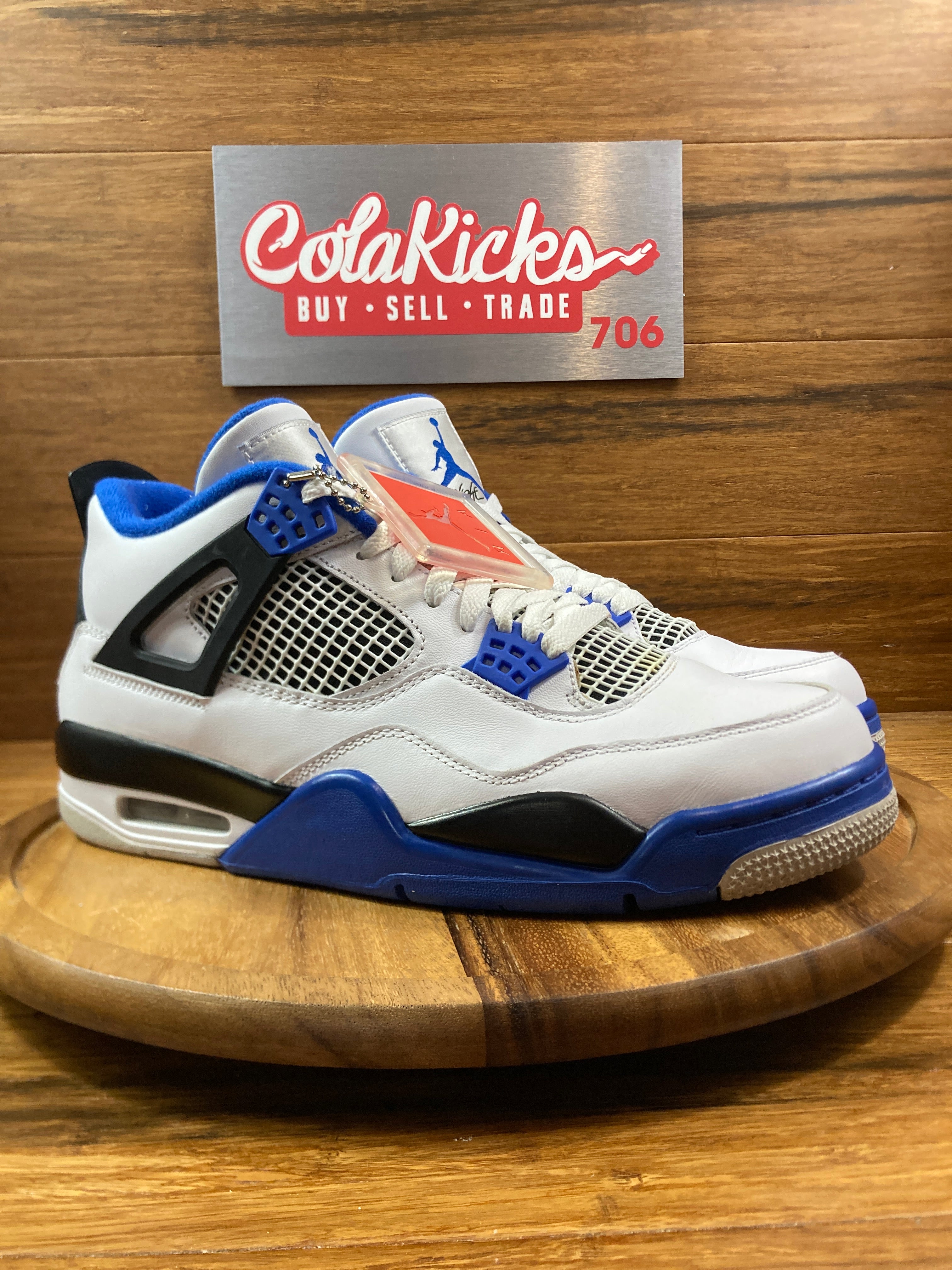 Jordan 4 Retro Motorsports (2017)