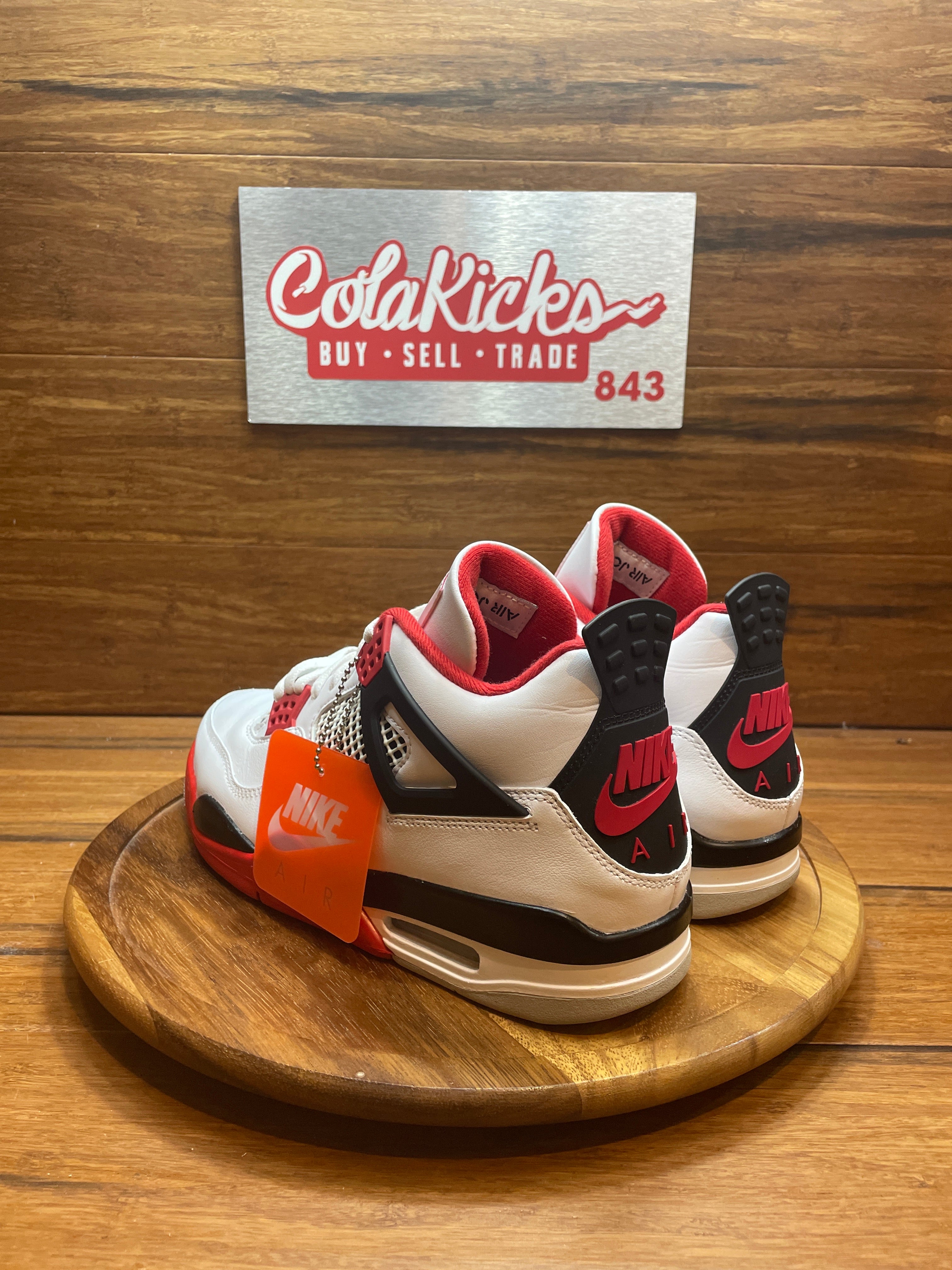 Jordan 4 Retro Fire Red (2020)