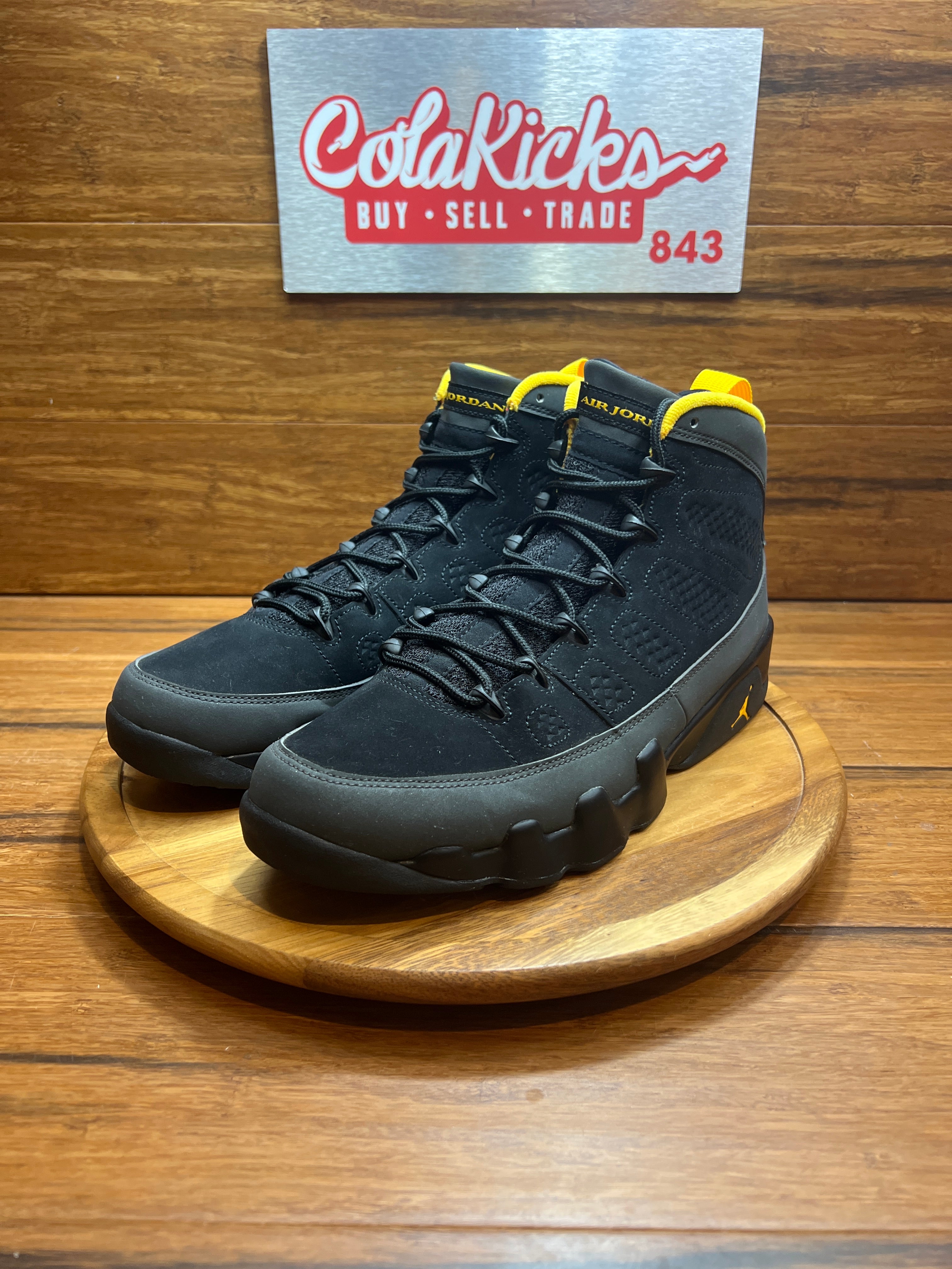 Jordan 9 Retro Dark Charcoal University Gold