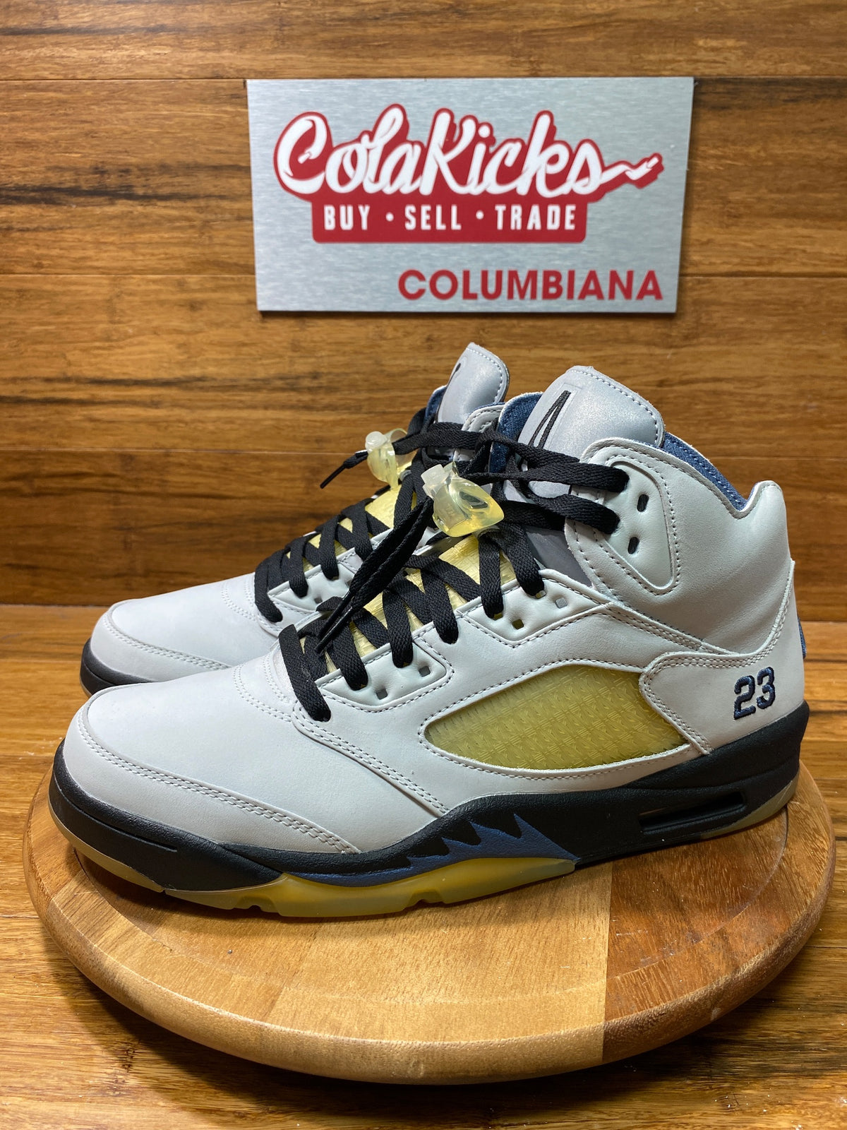 Jordan 5 Retro A Ma Maniére Dawn (Women's)