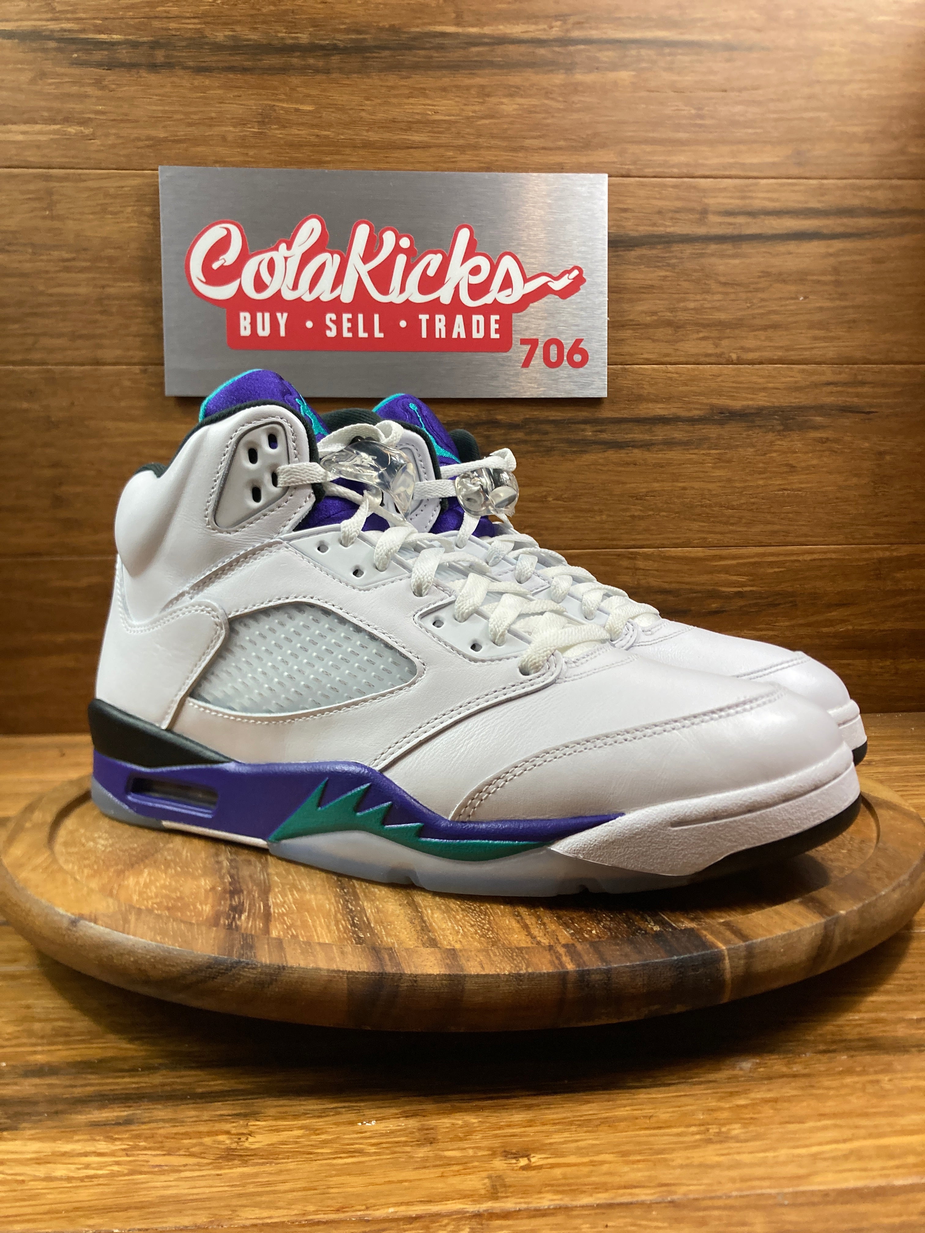 Jordan 5 Retro Grape (2025)