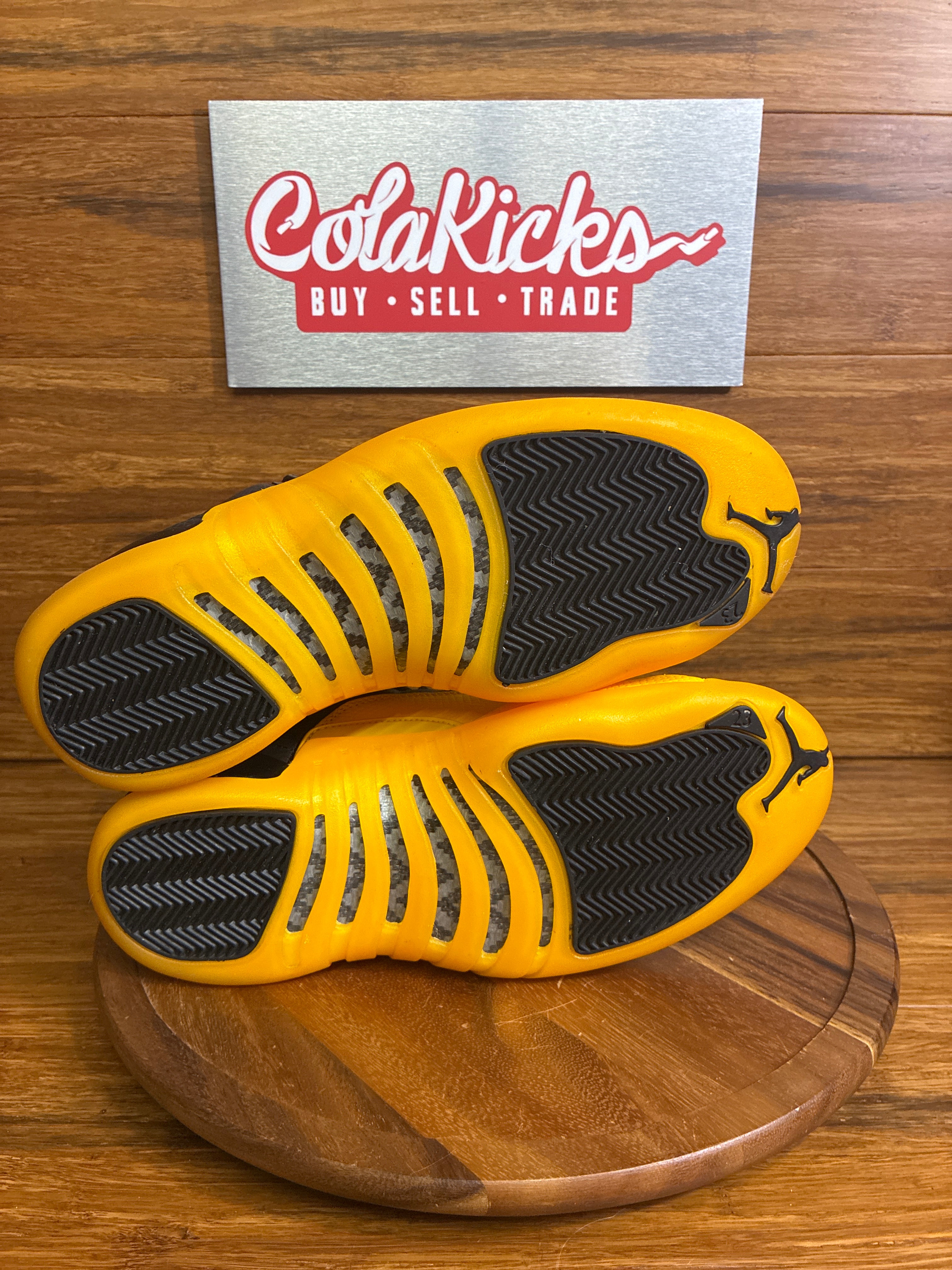 Jordan 12 Retro Black University Gold