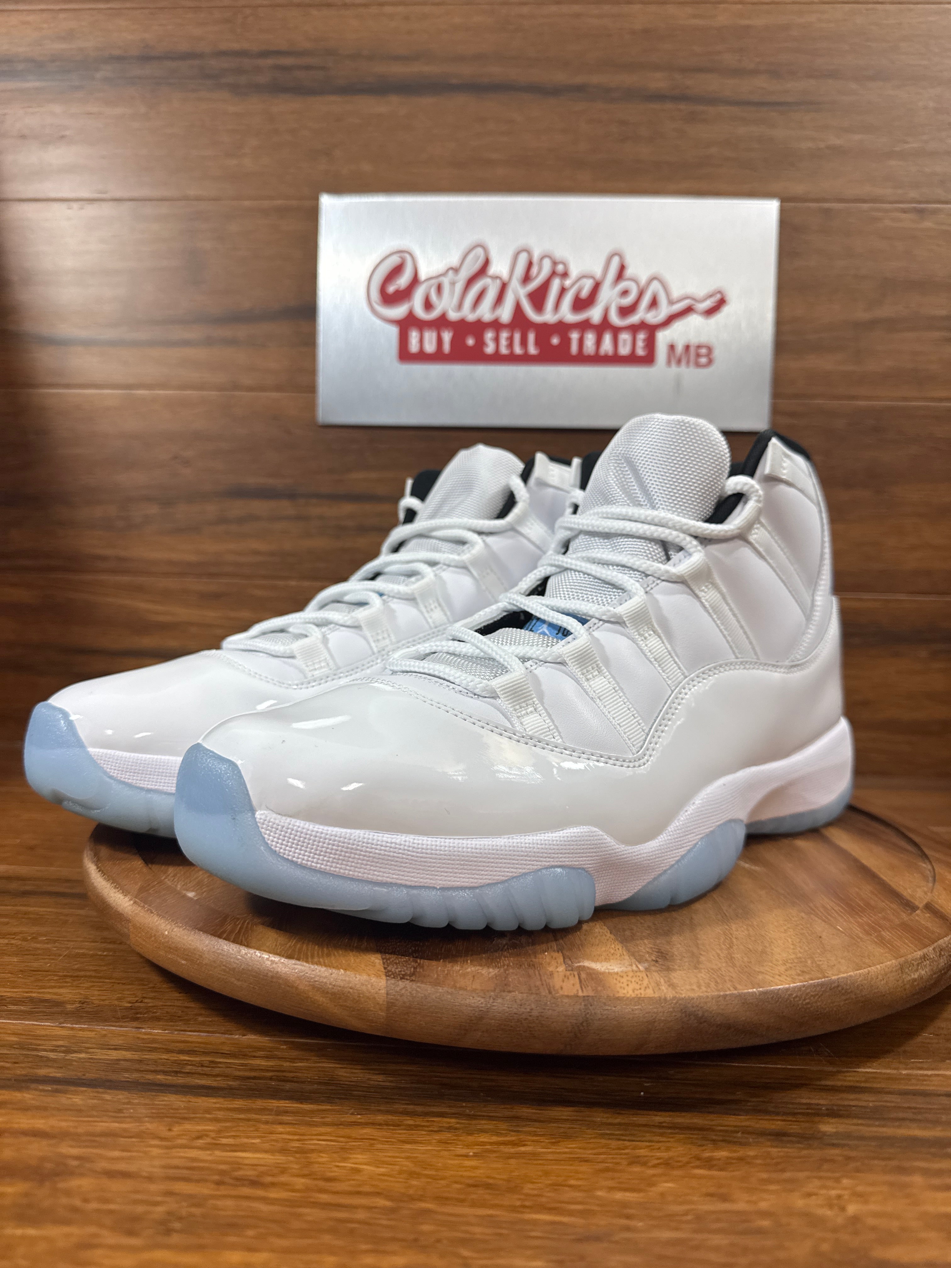 Jordan 11 Retro Legend Blue (2024)