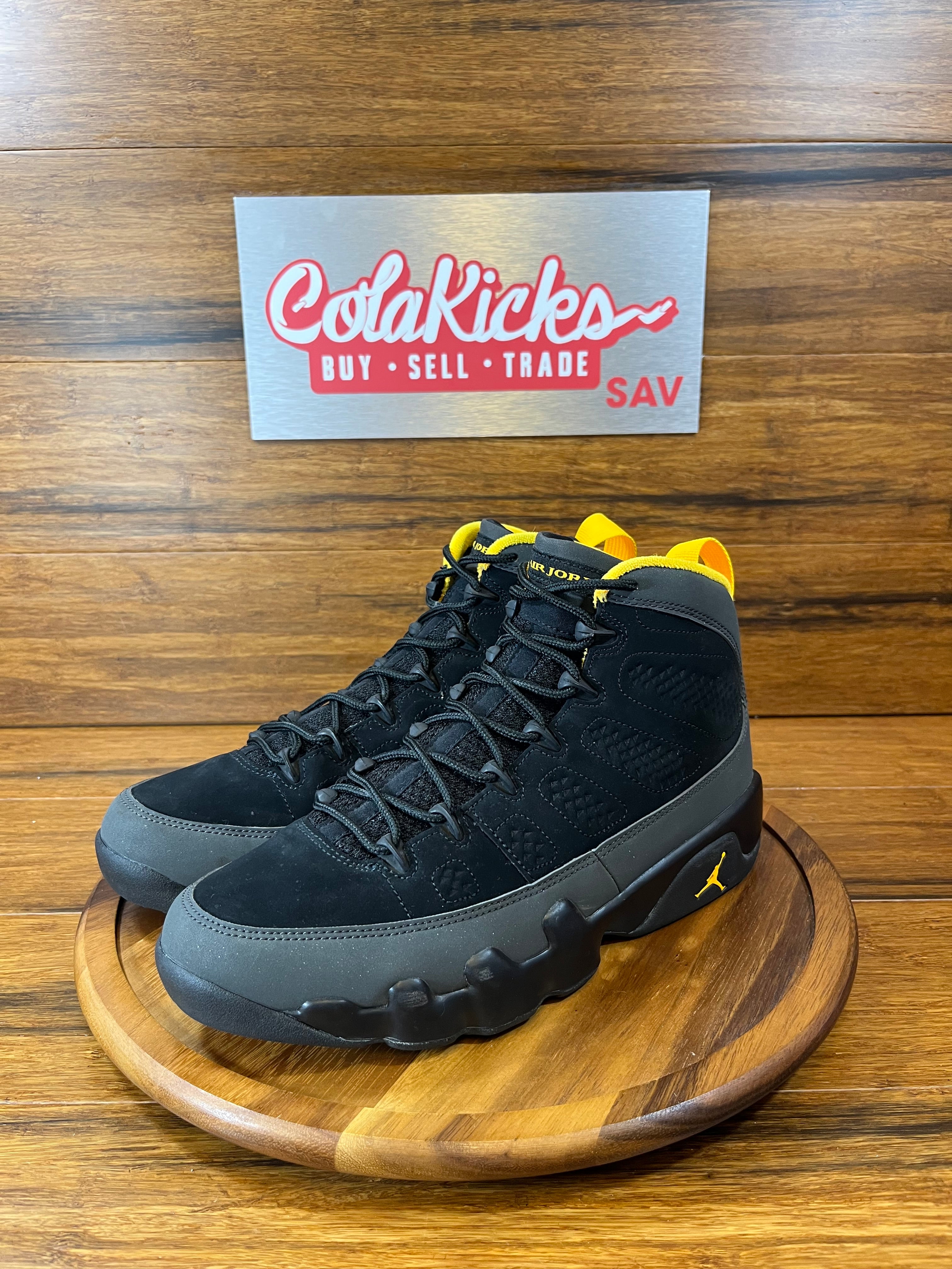 Jordan 9 Retro Dark Charcoal University Gold