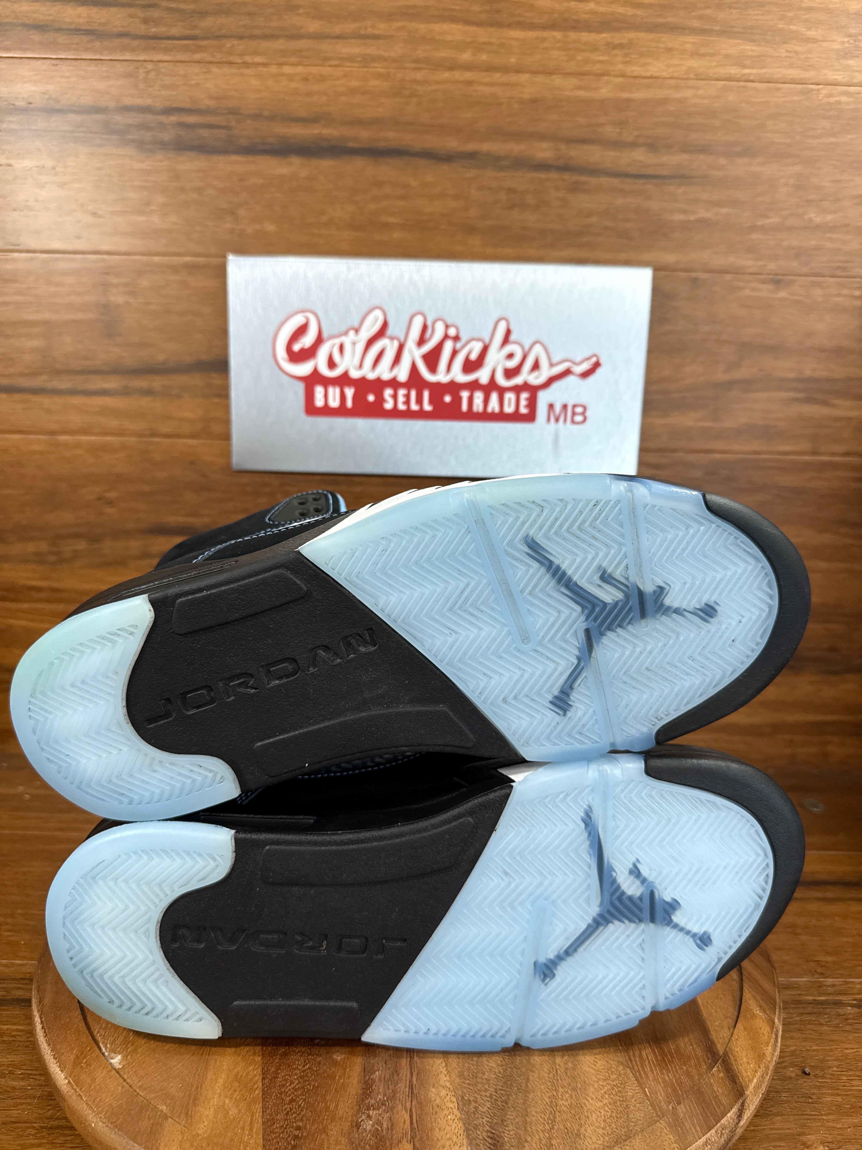 Jordan 5 Retro Black University Blue (2026)
