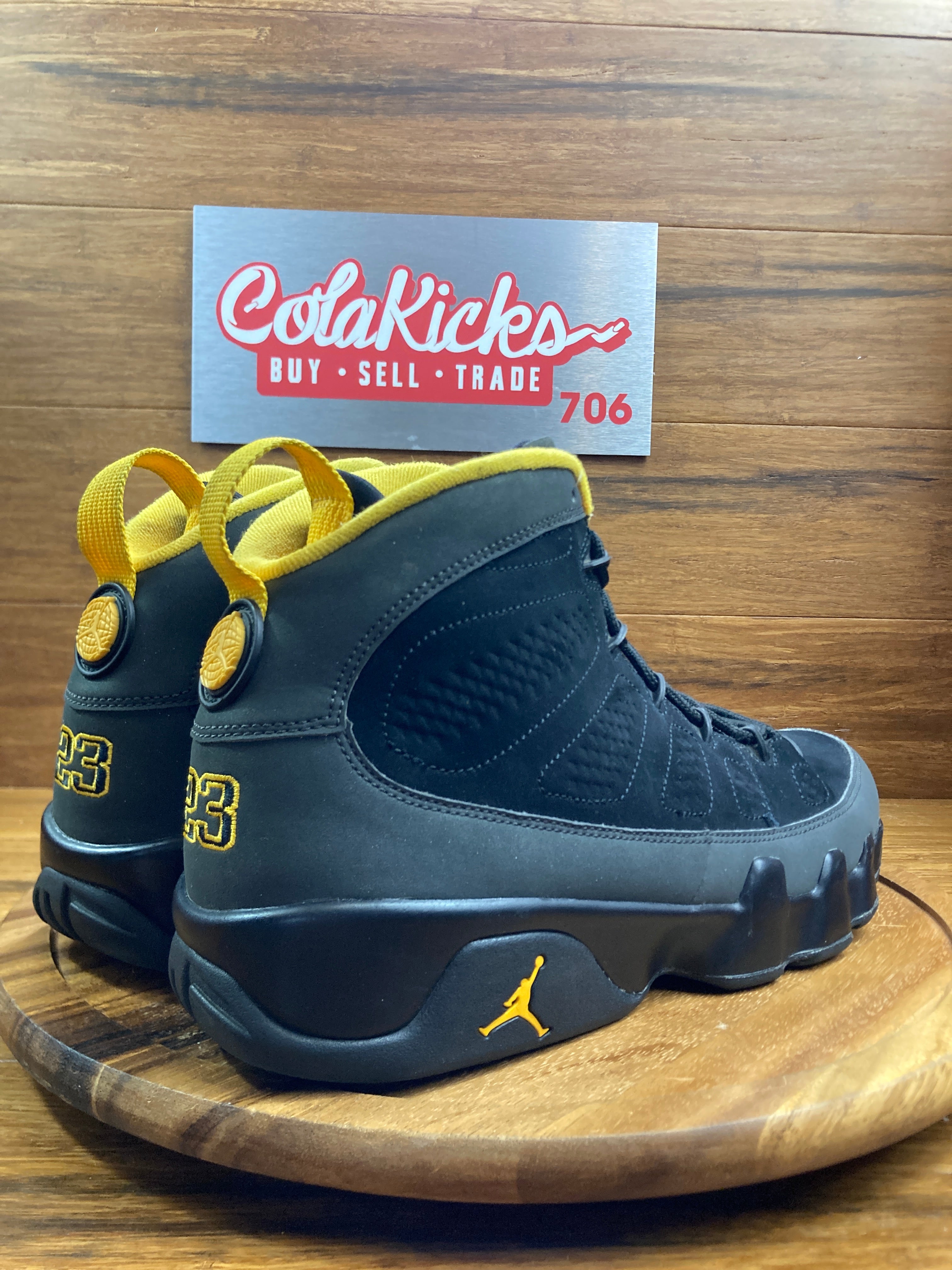 Jordan 9 Retro Dark Charcoal University Gold