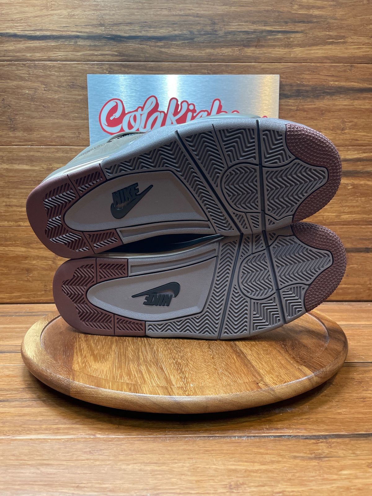 Jordan 4 Retro SP A Ma Maniére Dark Mocha