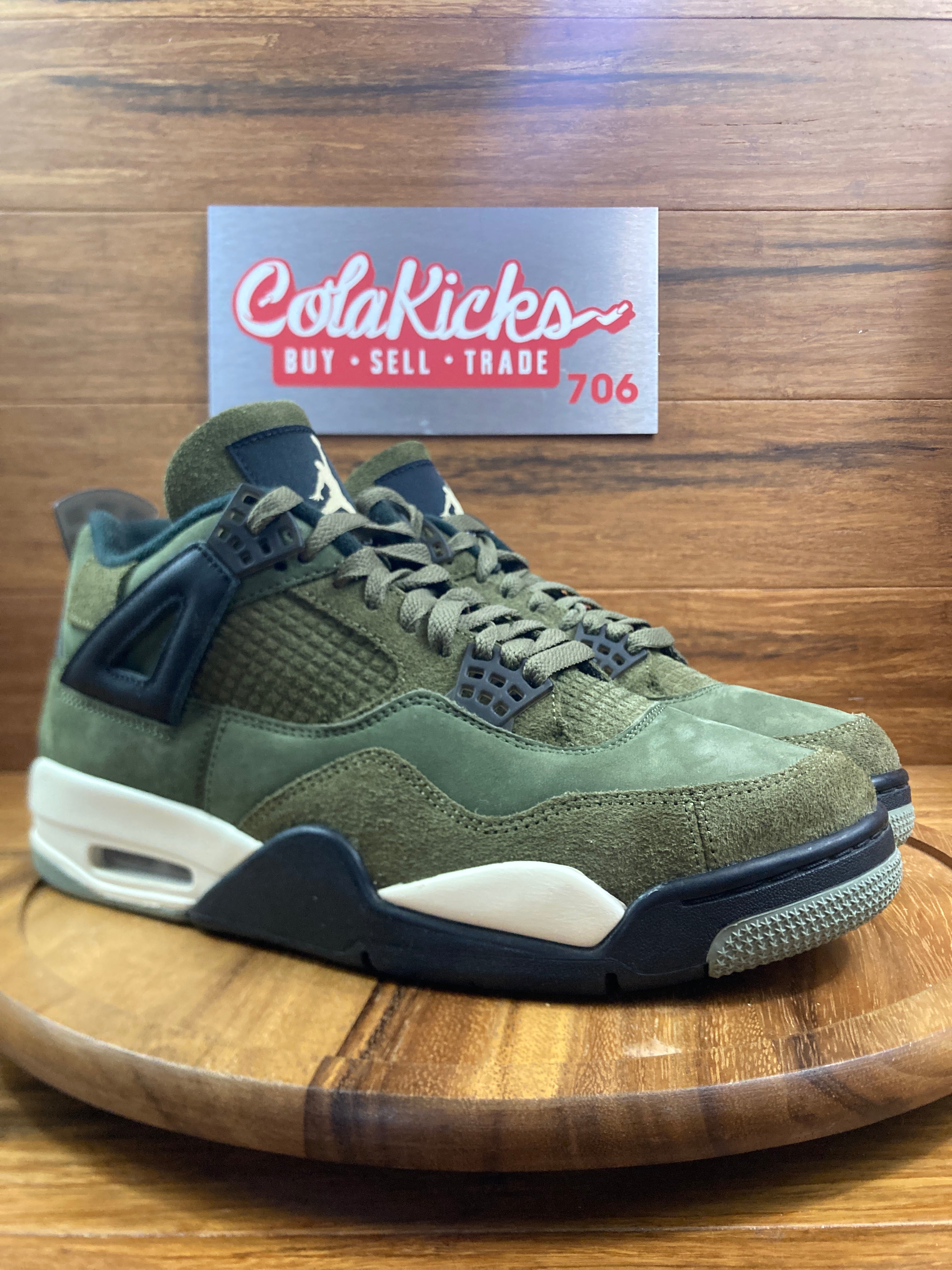 Jordan 4 Retro SE Craft Medium Olive