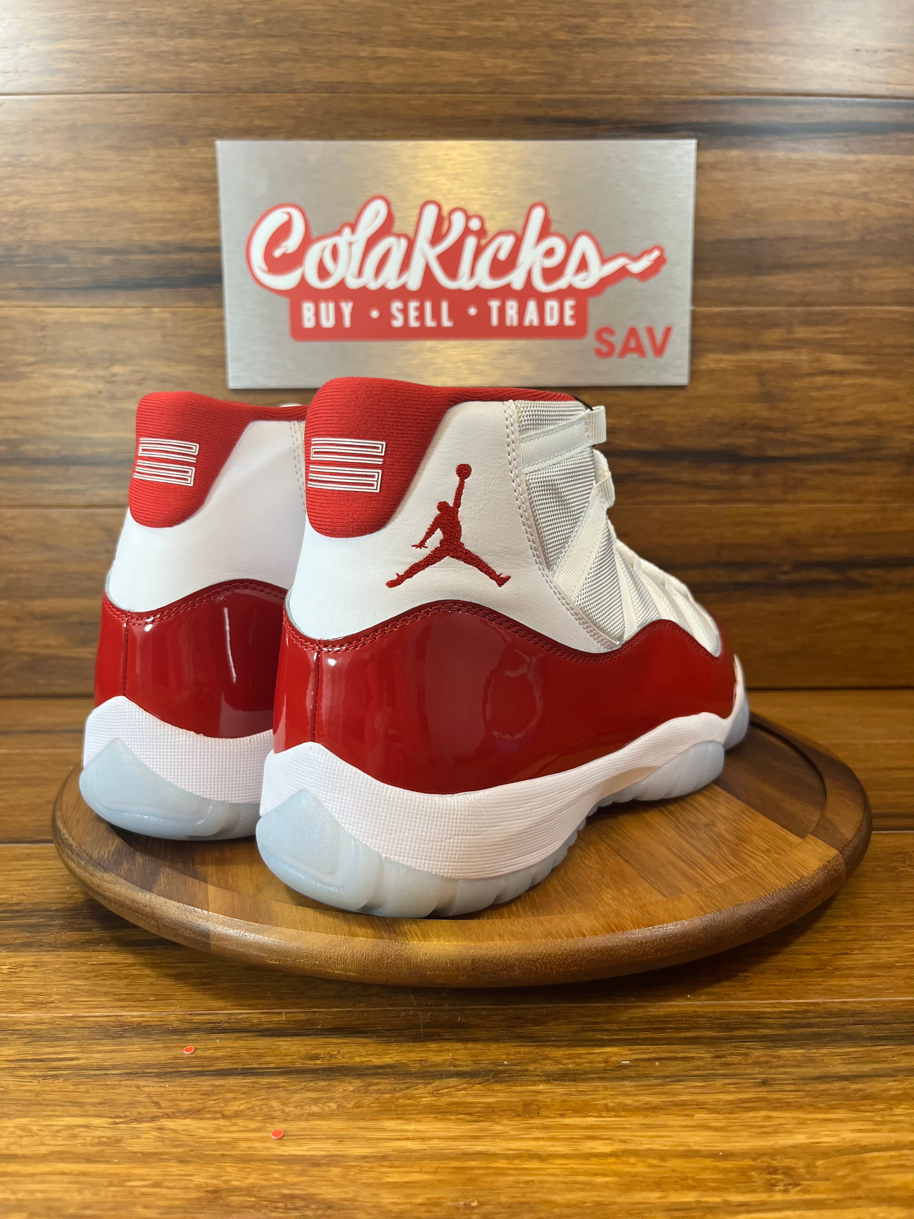 Jordan 11 Retro Cherry (2022)