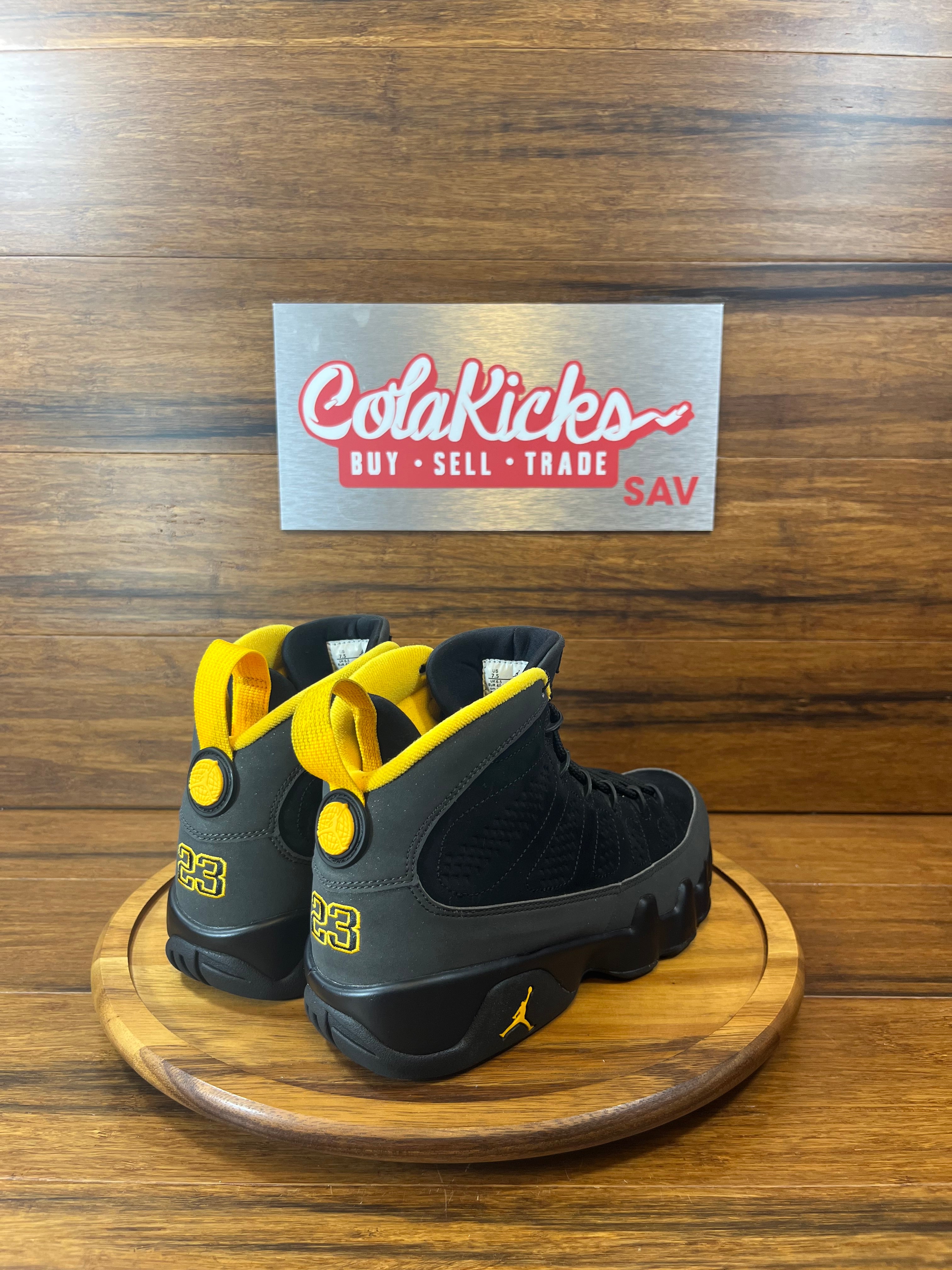 Jordan 9 Retro Dark Charcoal University Gold