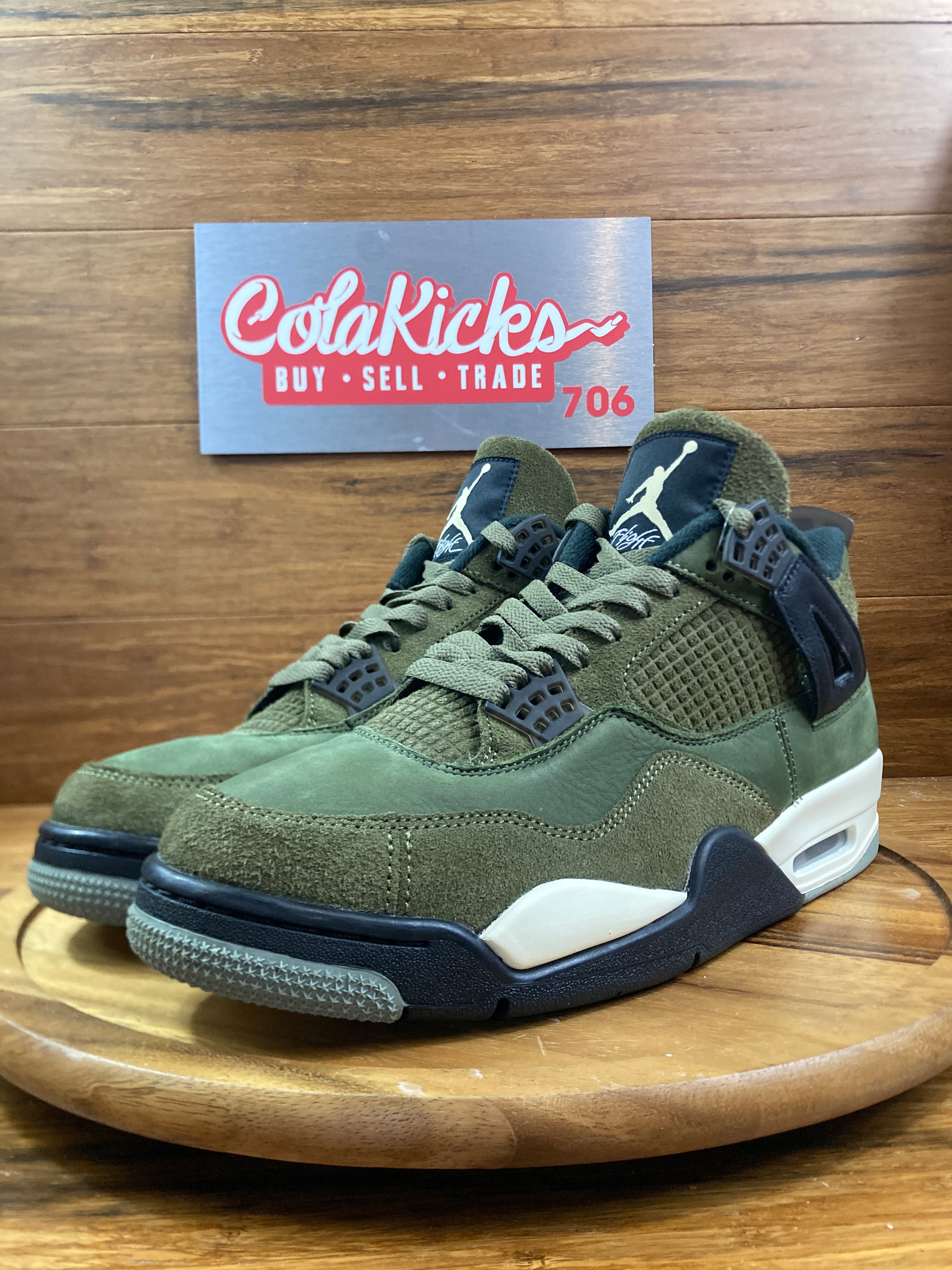 Jordan 4 Retro SE Craft Medium Olive