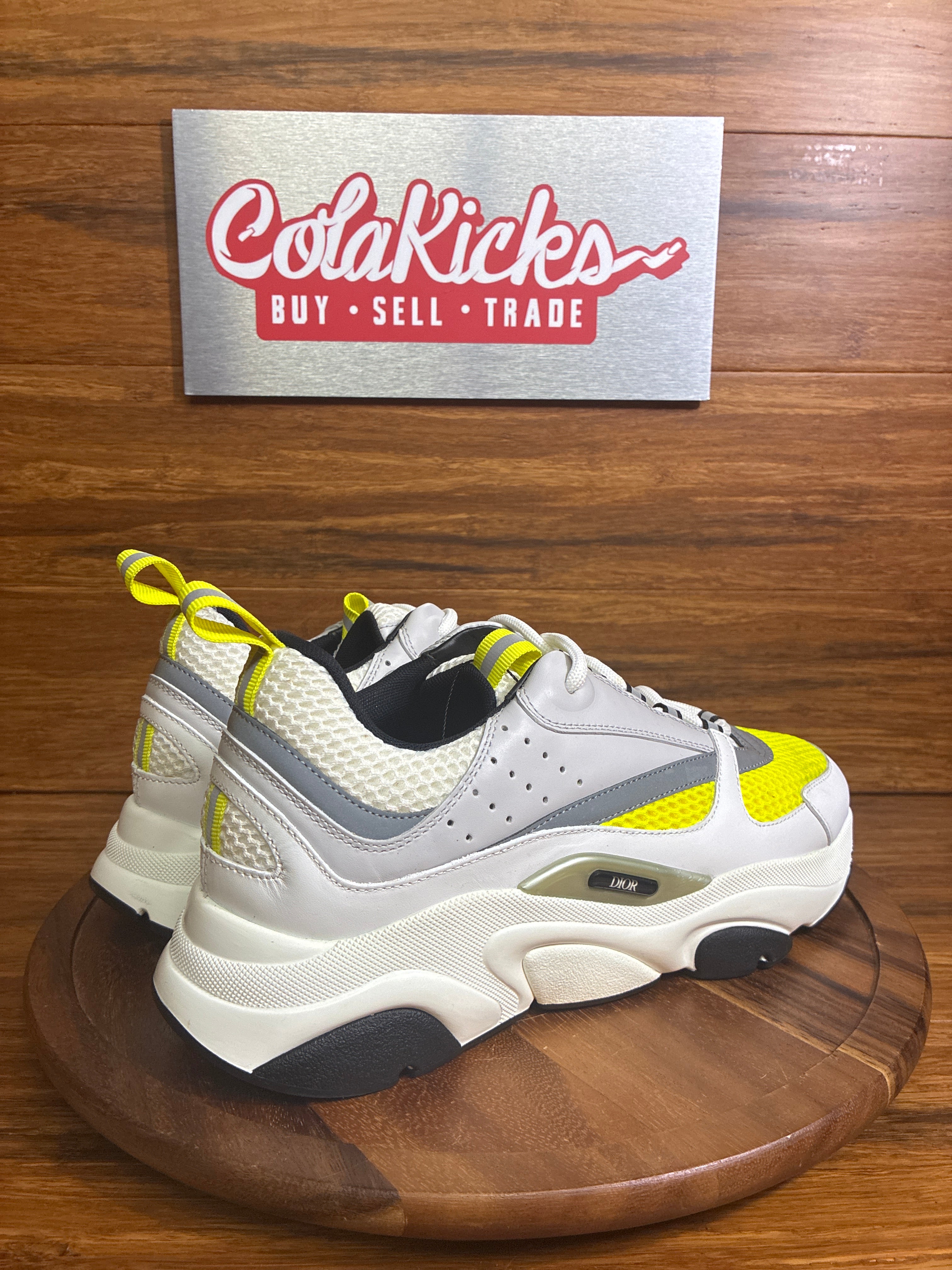 Dior B22 White Yellow