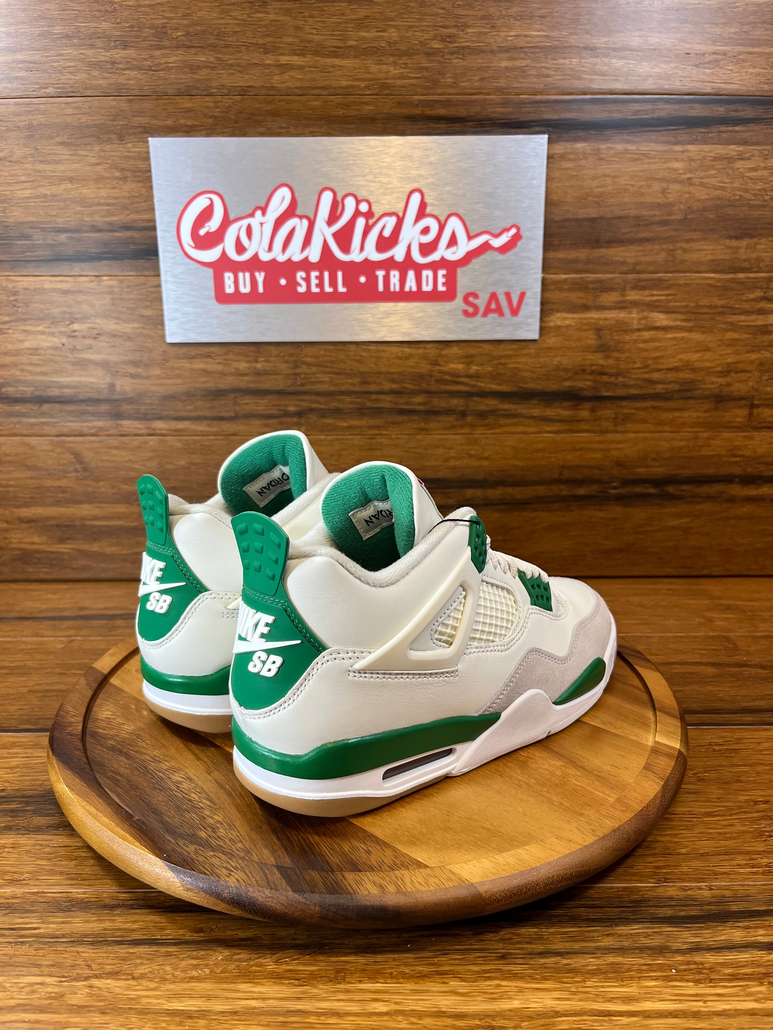Jordan 4 Retro SB Pine Green