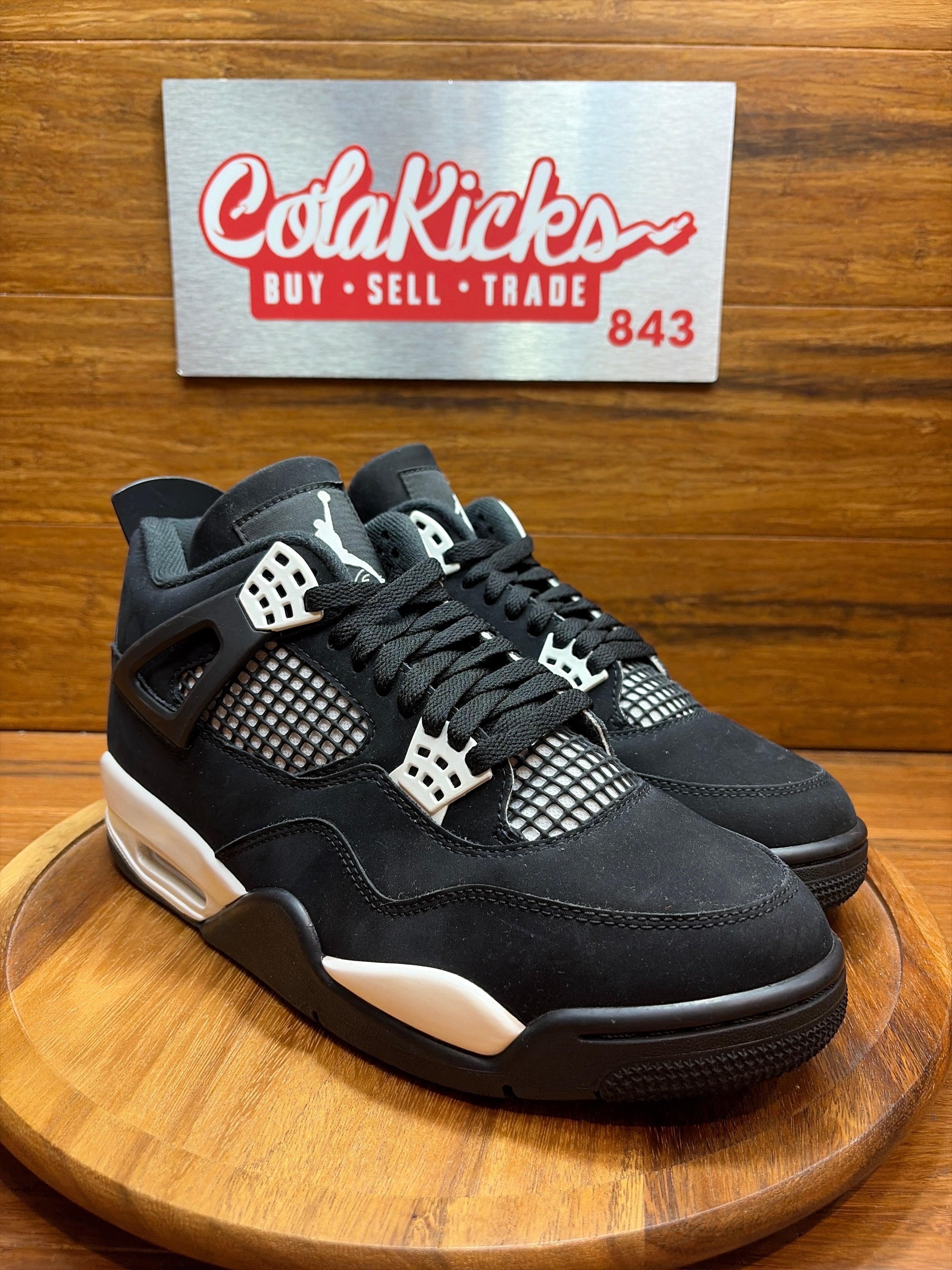 Jordan 4 Retro White Thunder