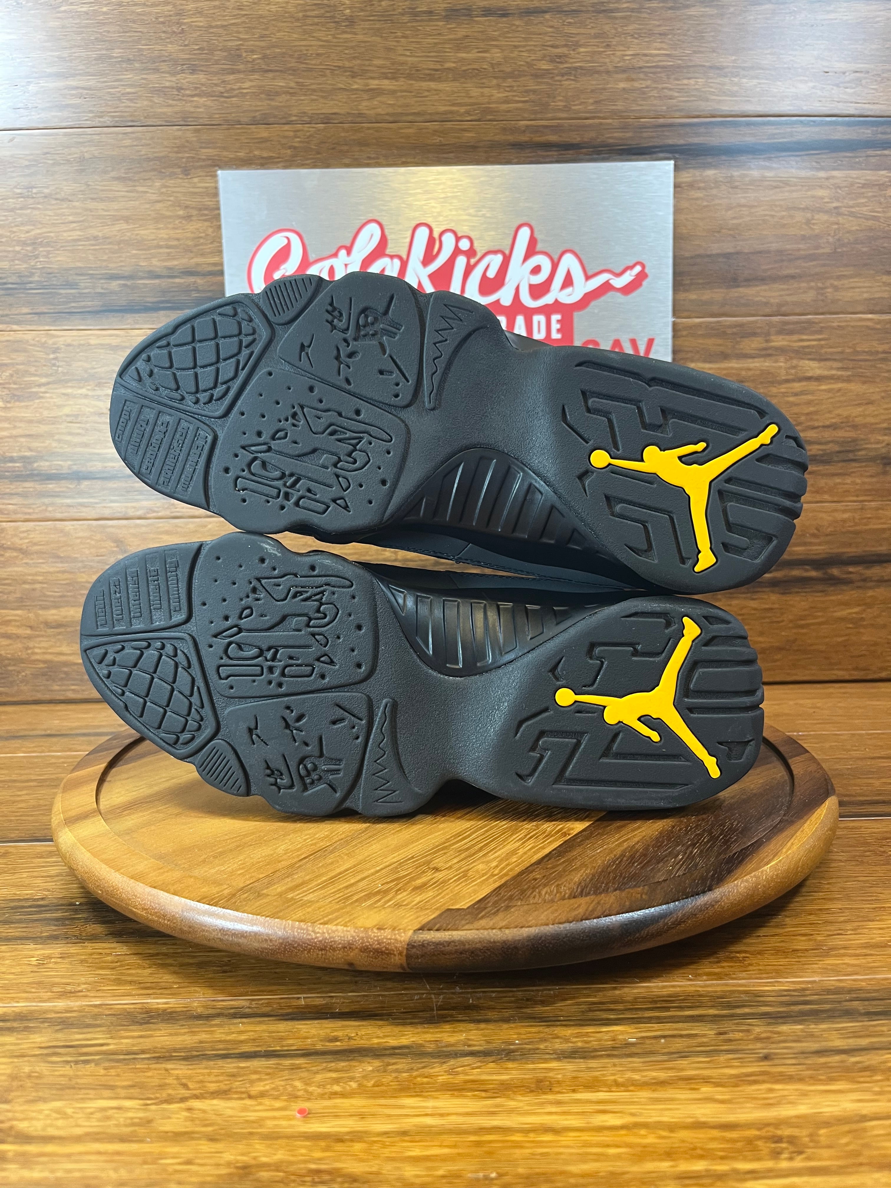 Jordan 9 Retro Dark Charcoal University Gold