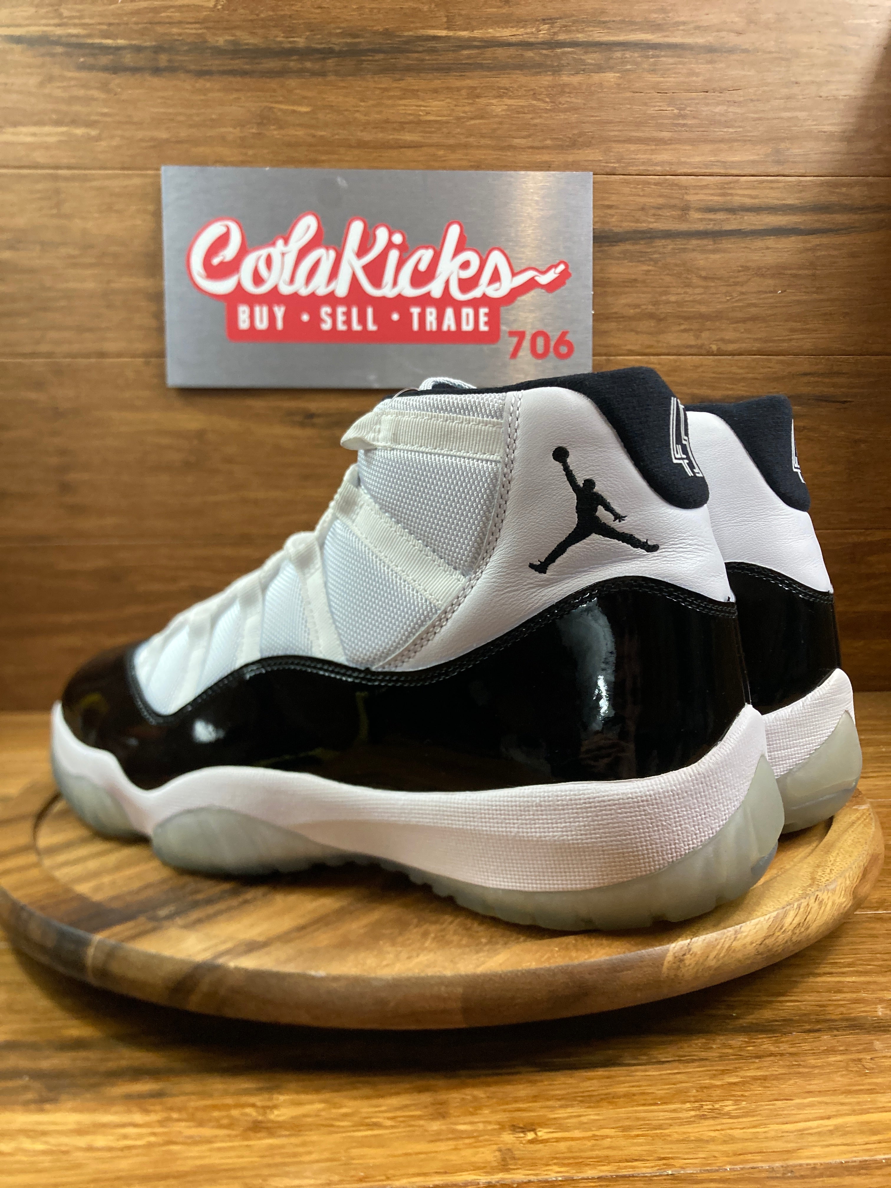 Jordan 11 Retro Concord (2018)