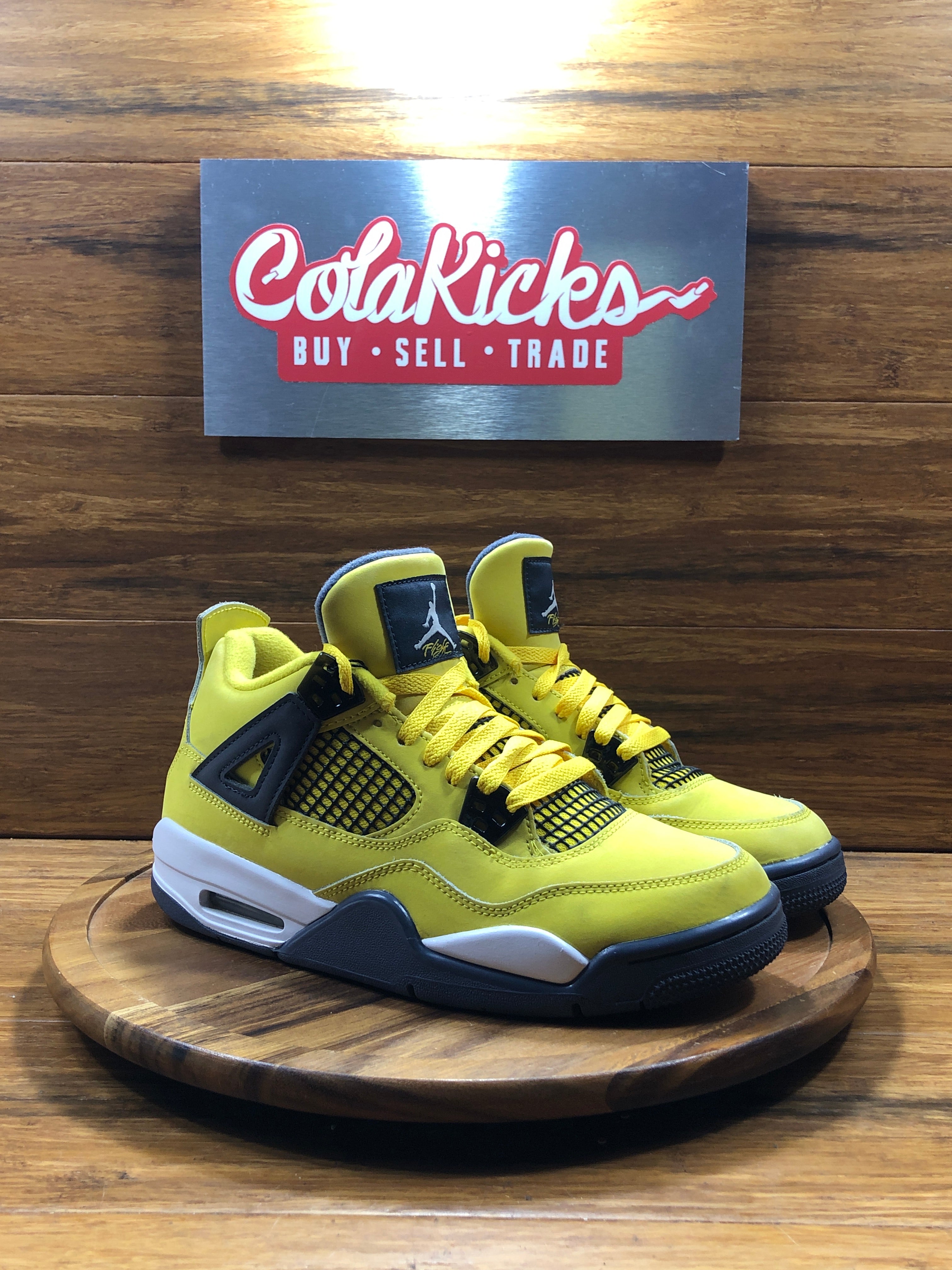 Jordan 4 Retro Lightning (2021) (GS)