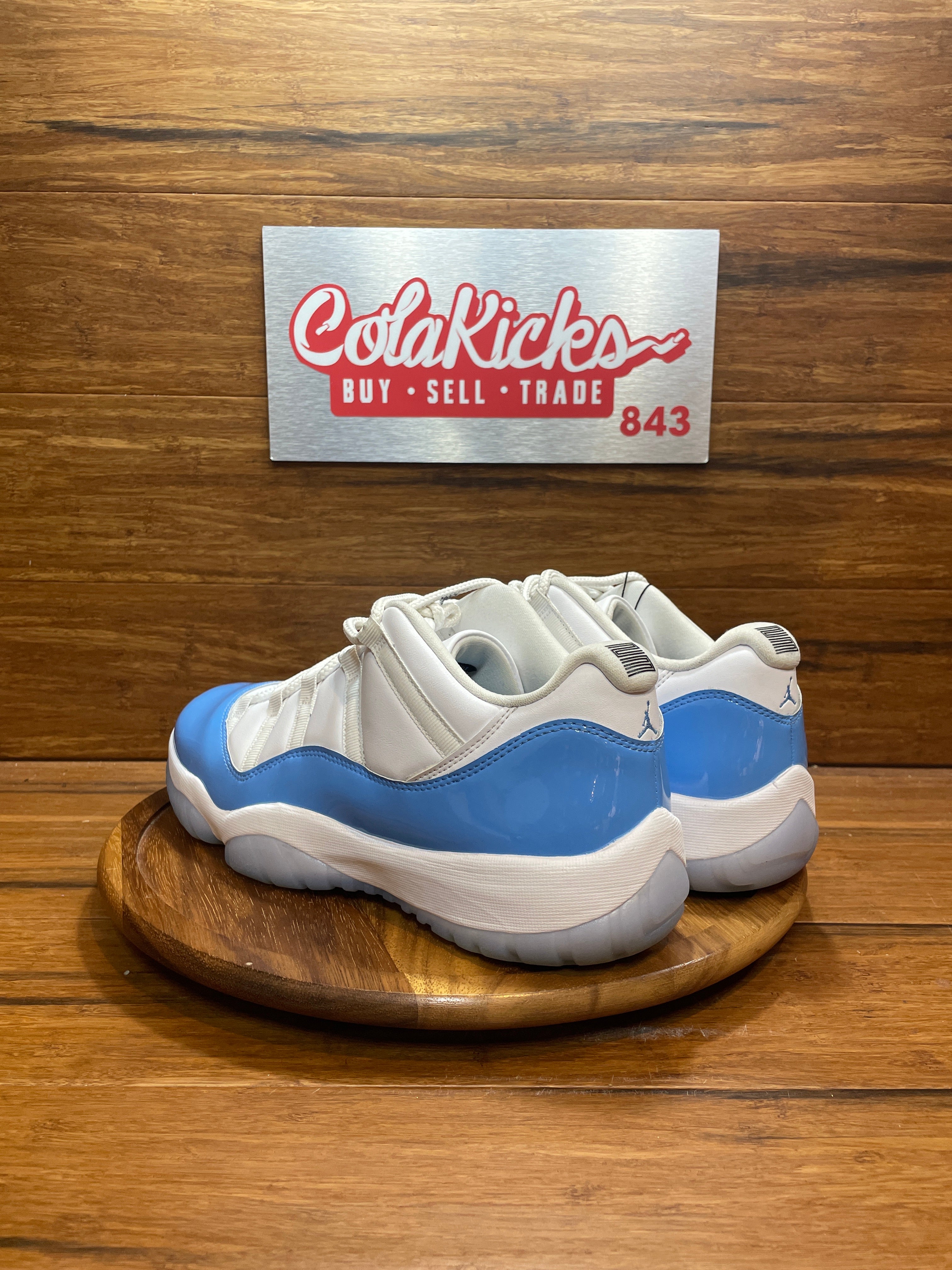 Jordan 11 Retro Low University Blue (2026)