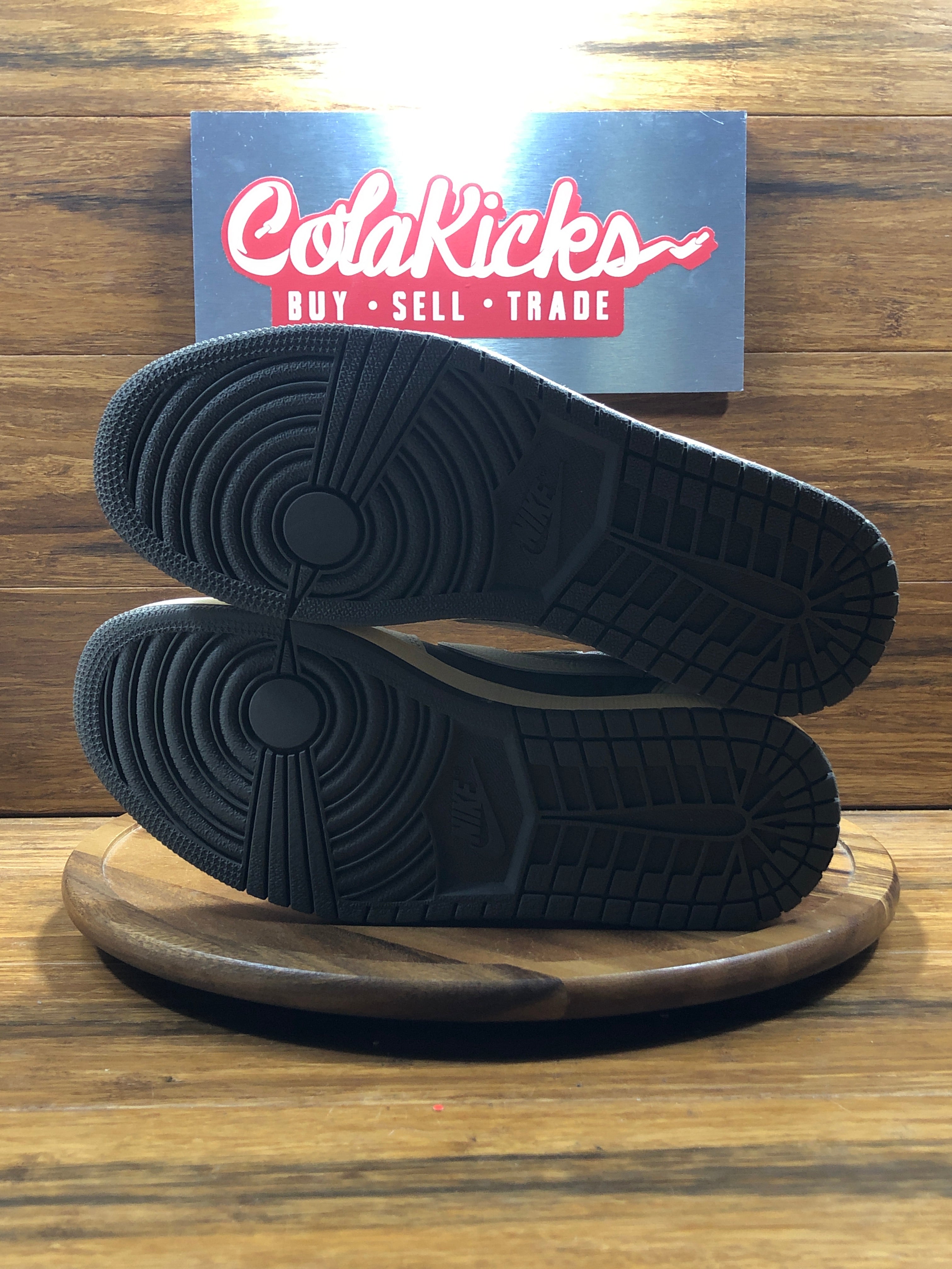 Jordan 1 Retro Low OG SP Travis Scott Reverse Mocha