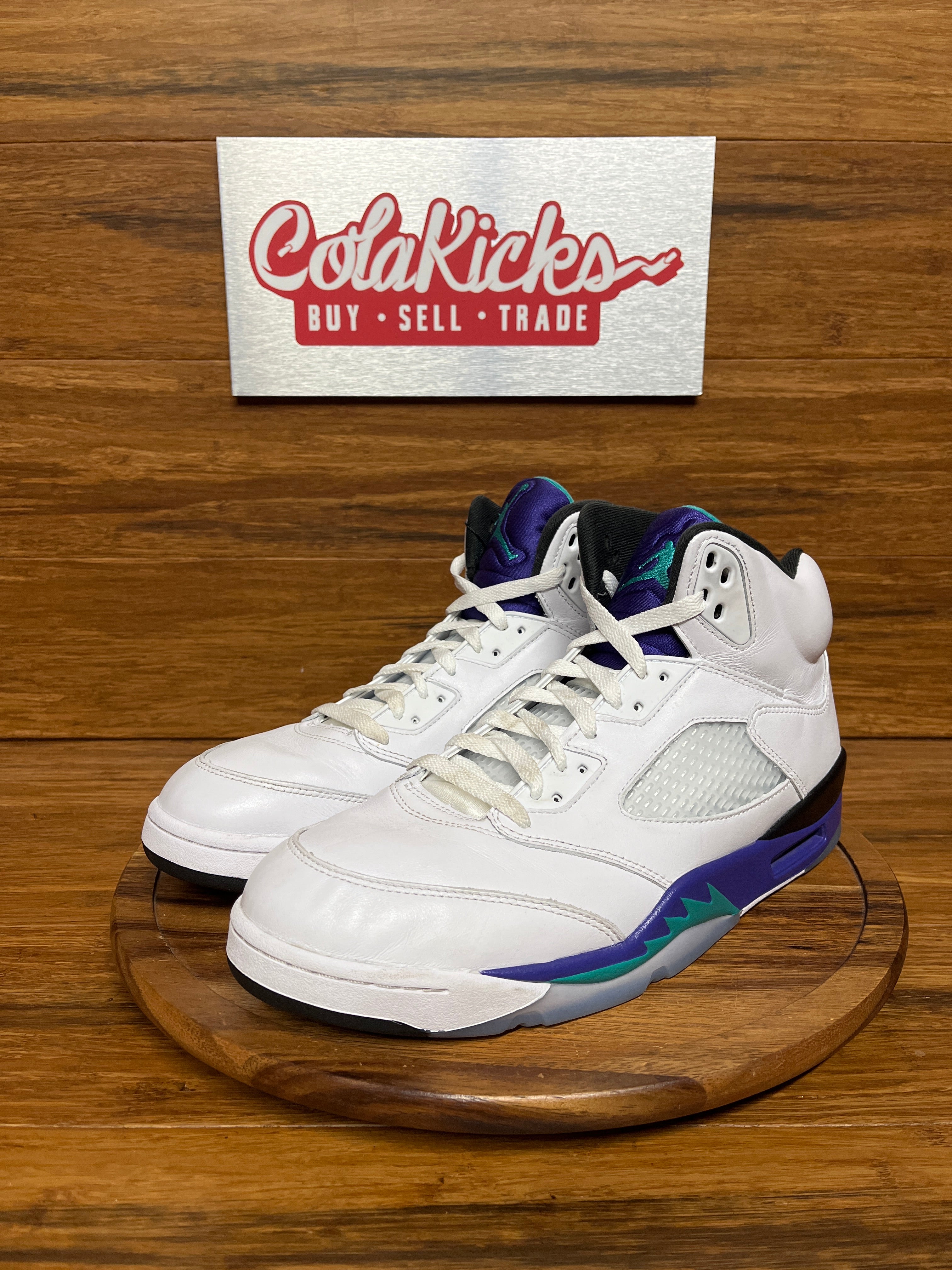 Jordan 5 Retro Grape (2025)