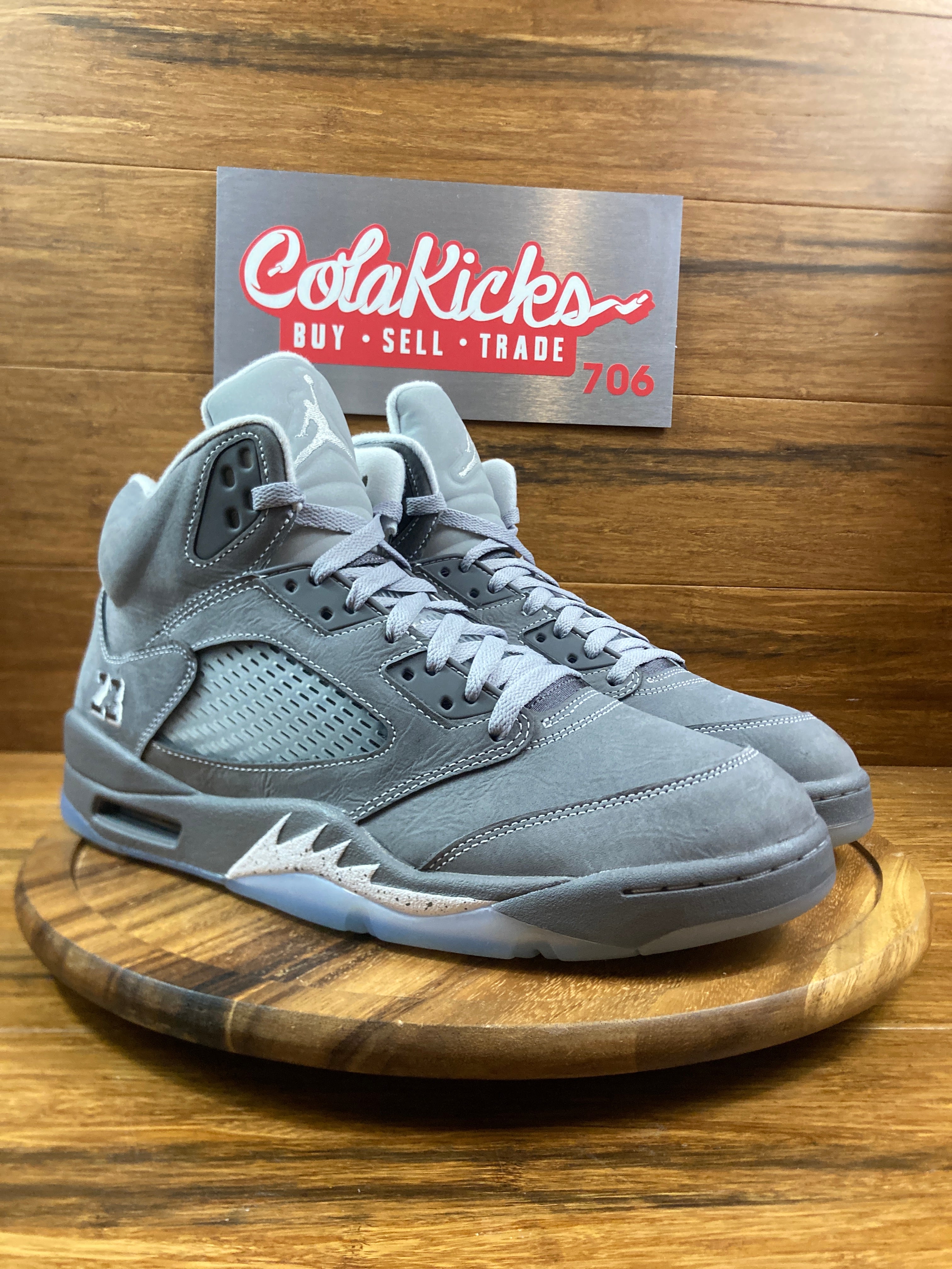 Jordan 5 Retro Wolf Grey (2026) (Missing Lace-Lock)
