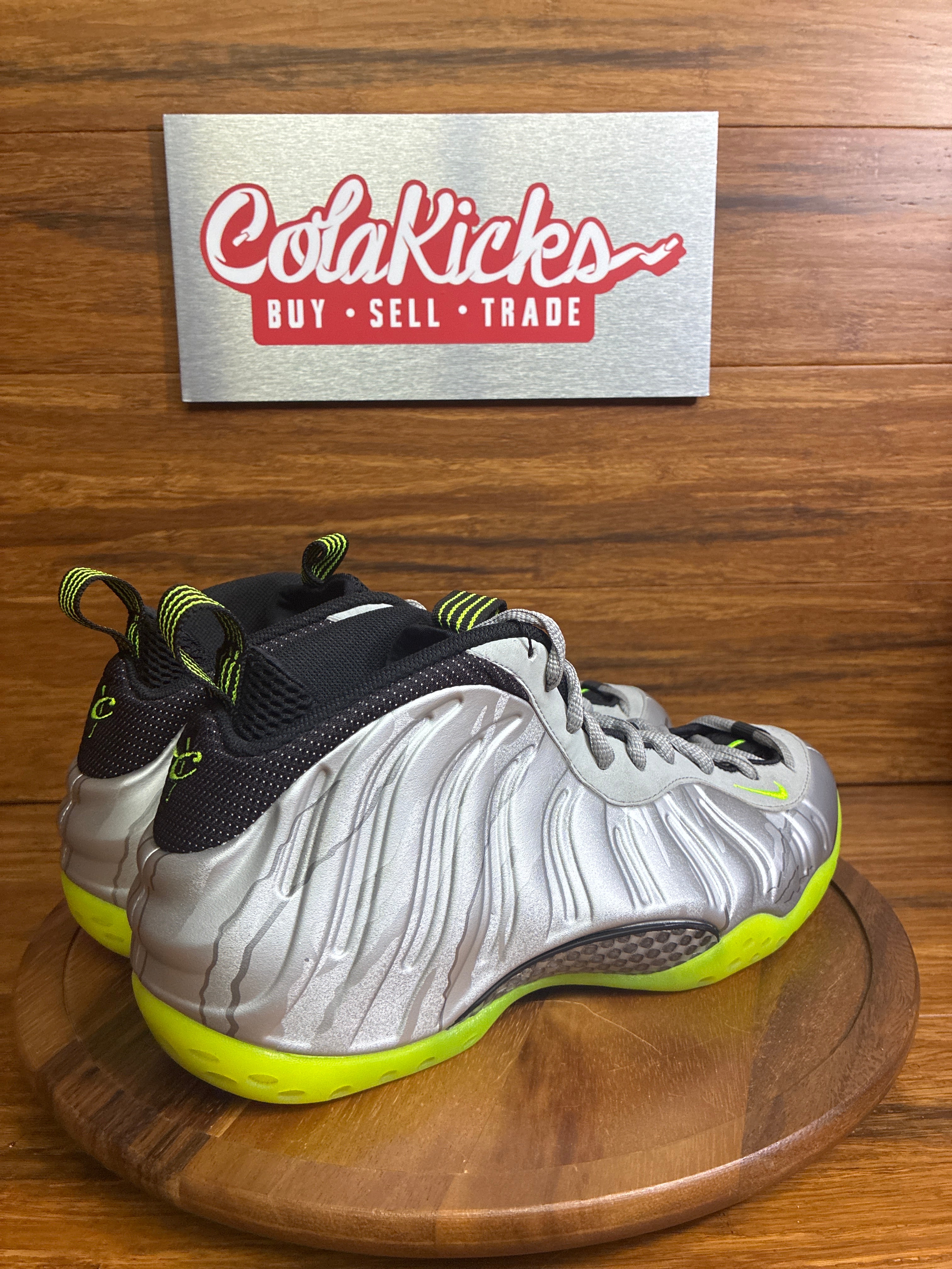 Nike Air Foamposite One Silver Volt Camo