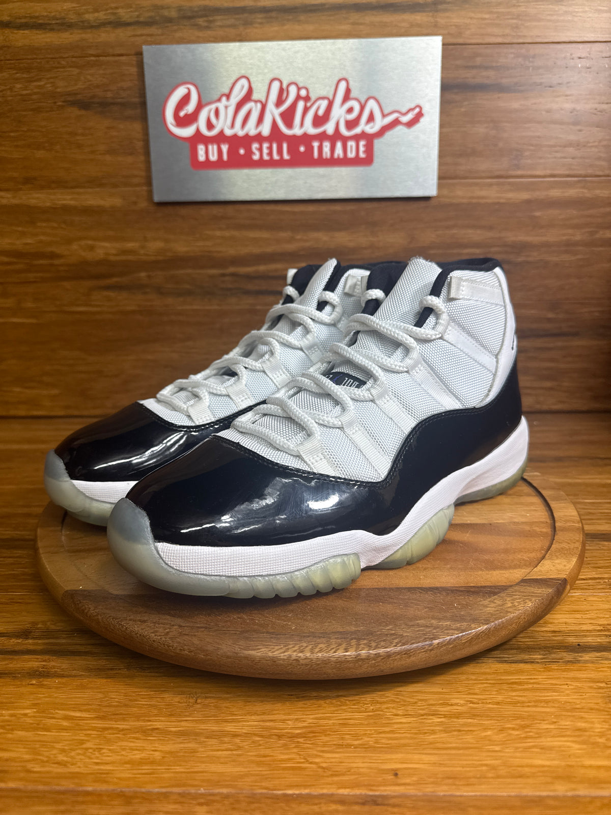 Jordan 11 Retro Concord (2018)