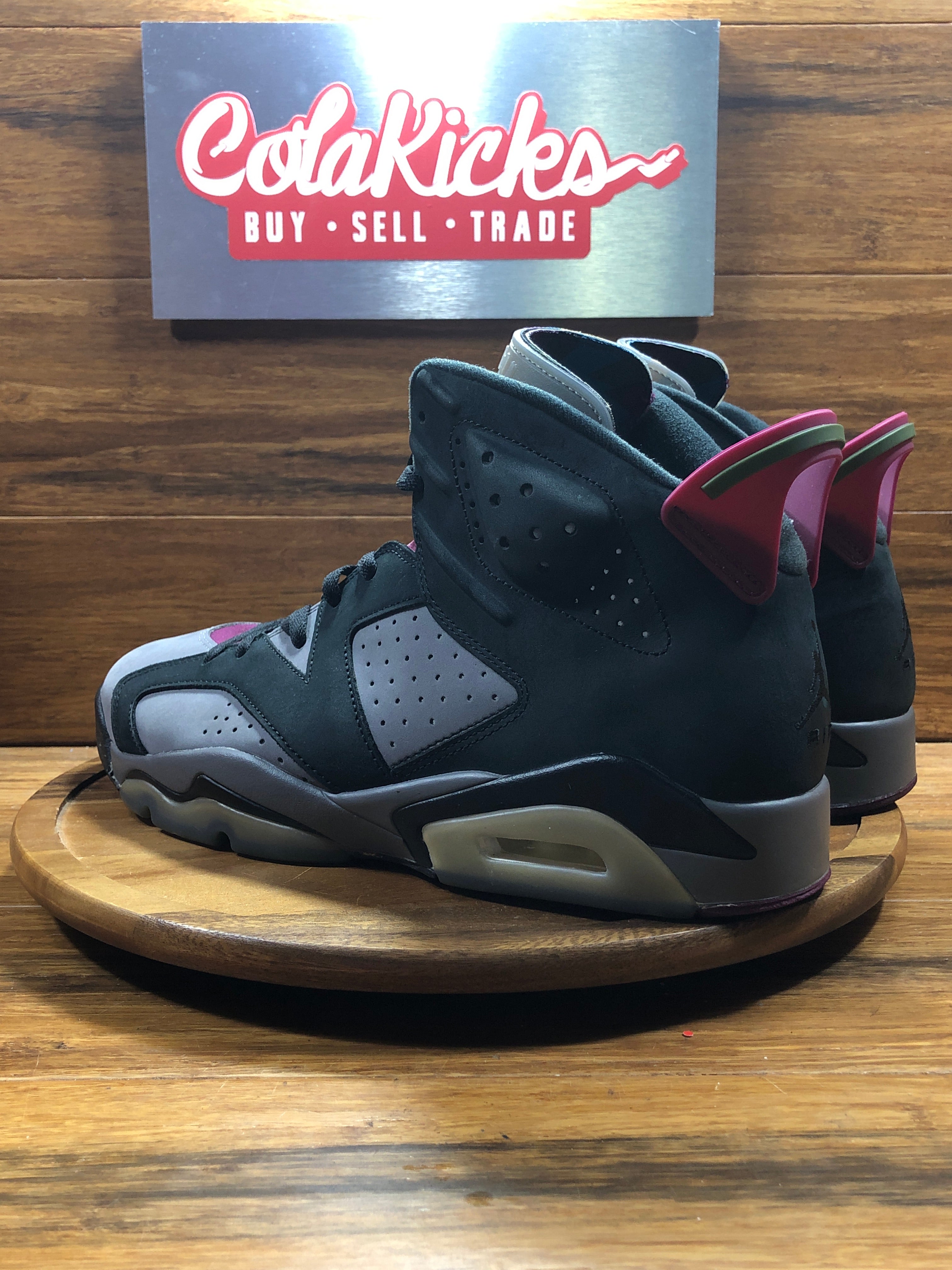 Jordan 6 Retro Bordeaux