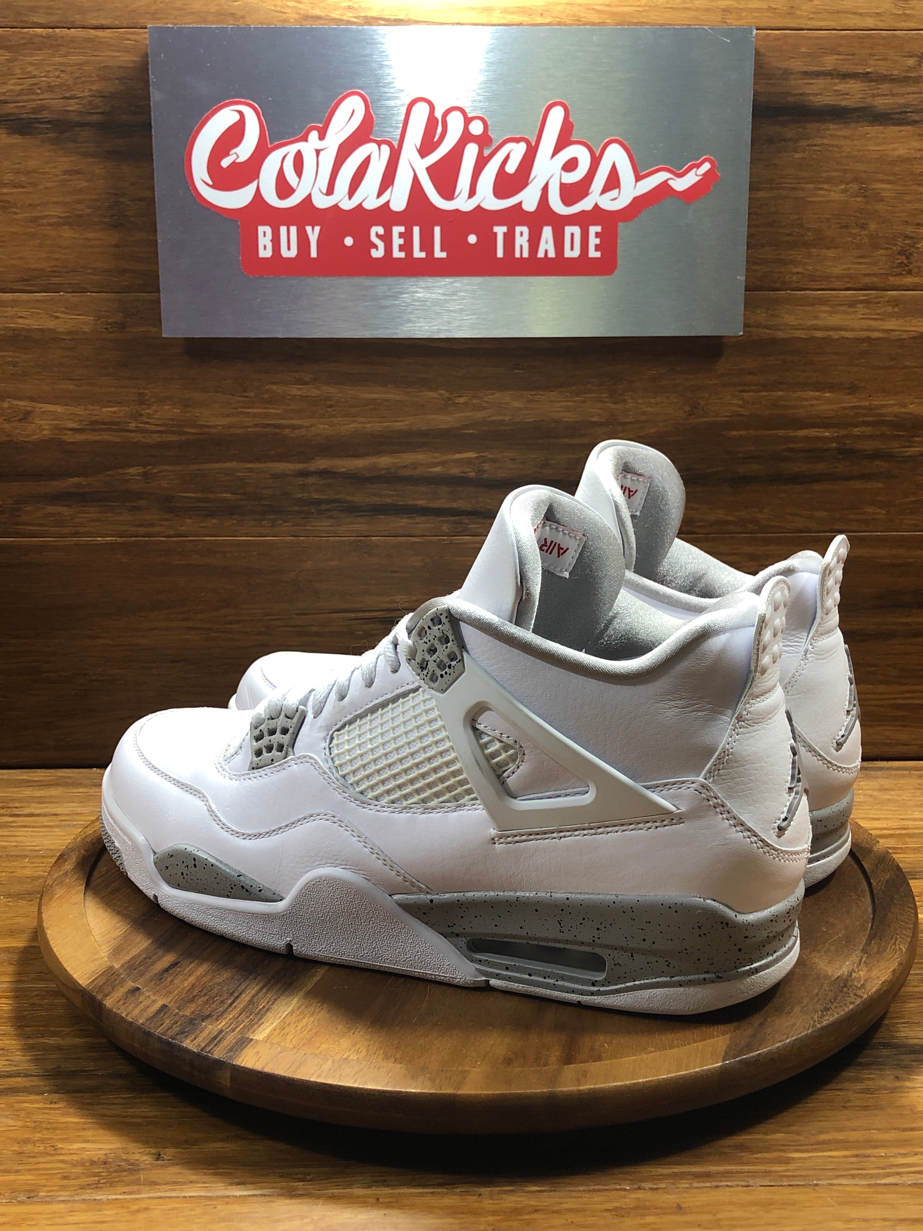 Jordan 4 Retro White Oreo (2021)
