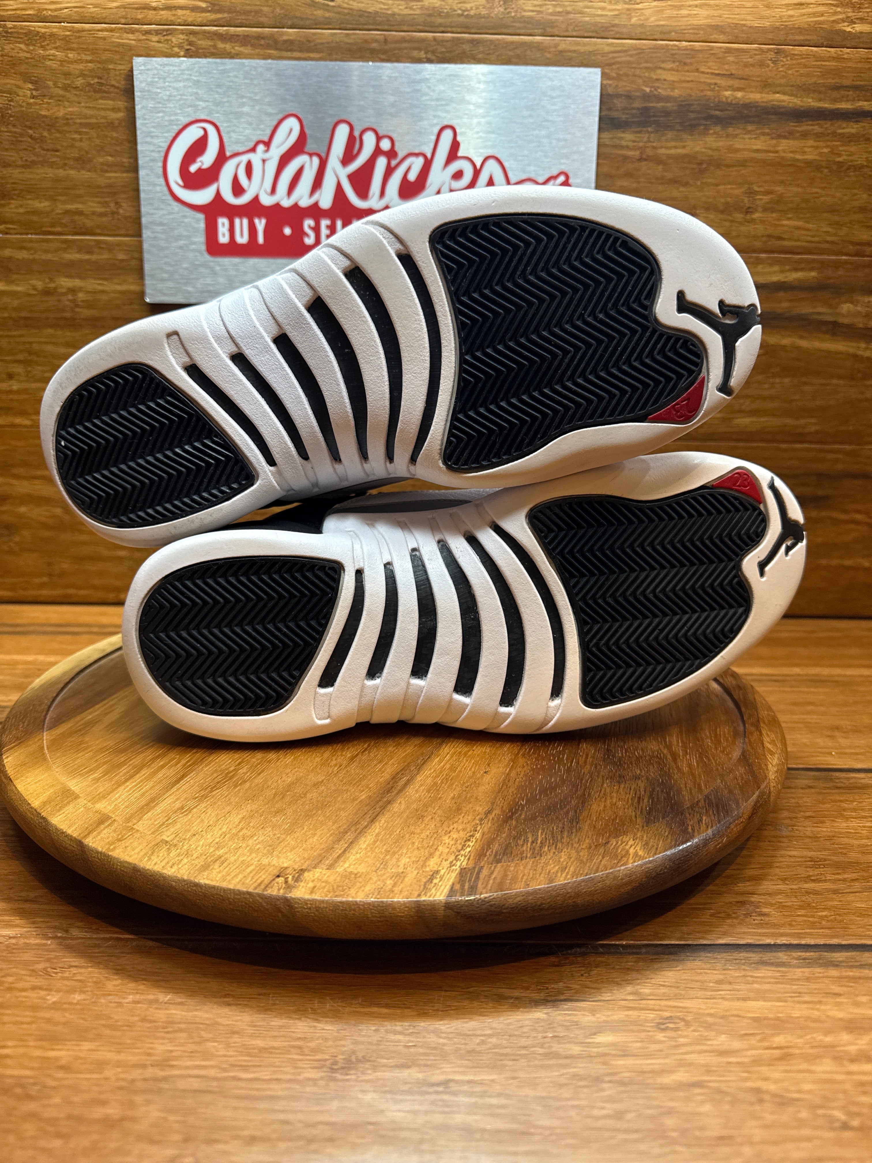 Jordan 12 Retro Playoffs (2022)