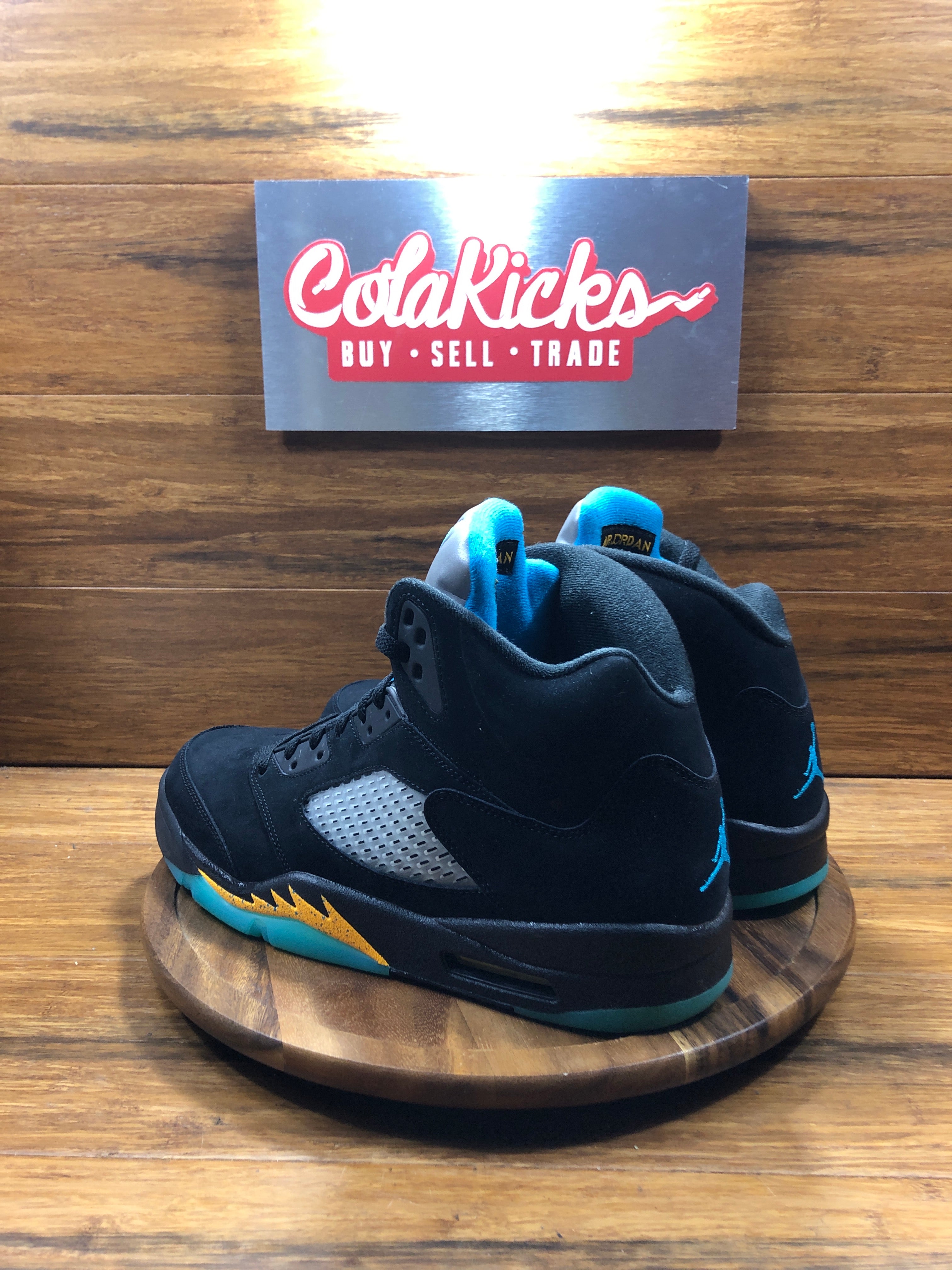 Jordan 5 Retro Aqua