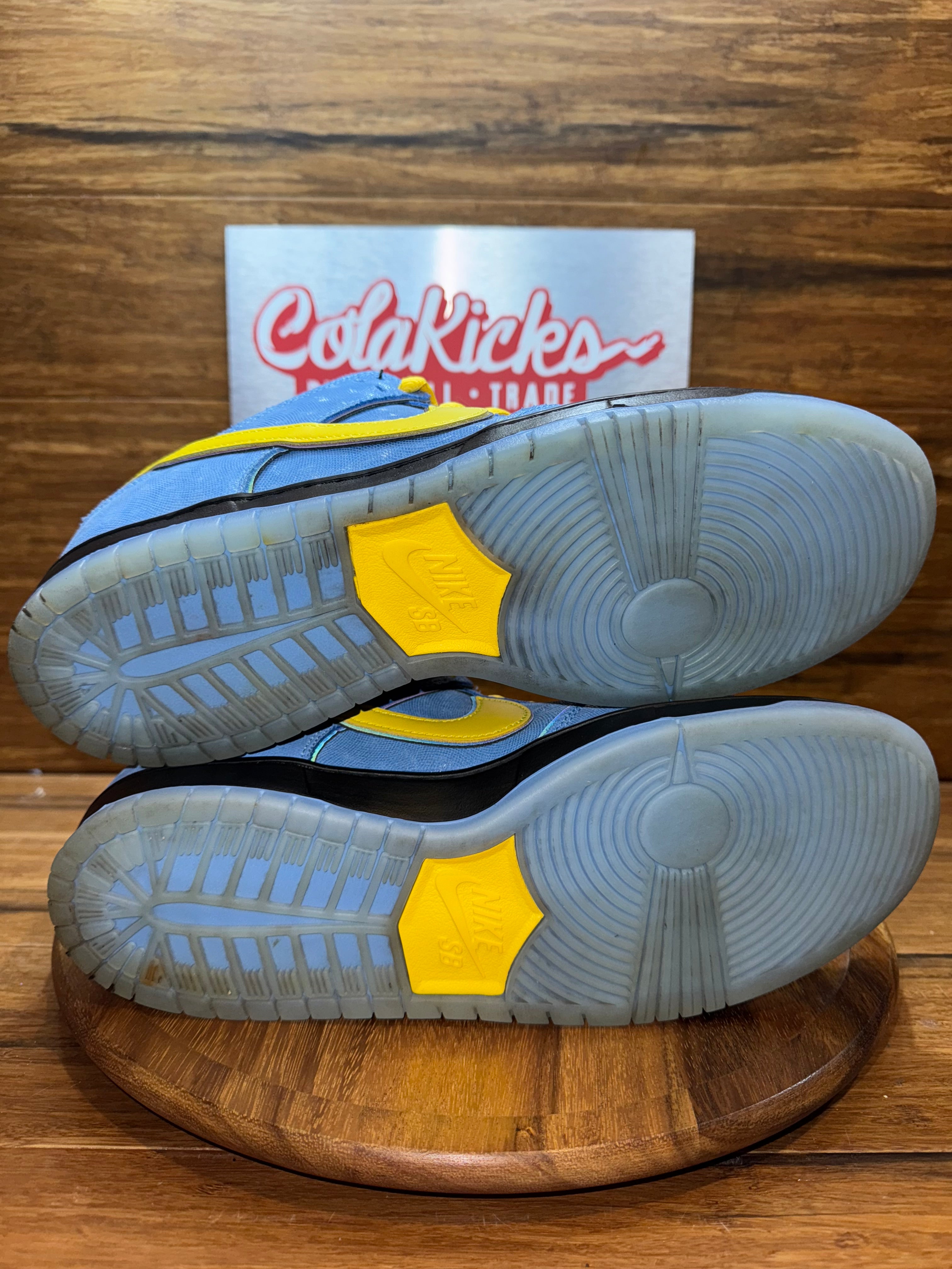 Nike SB Dunk Low The Powerpuff Girls Bubbles