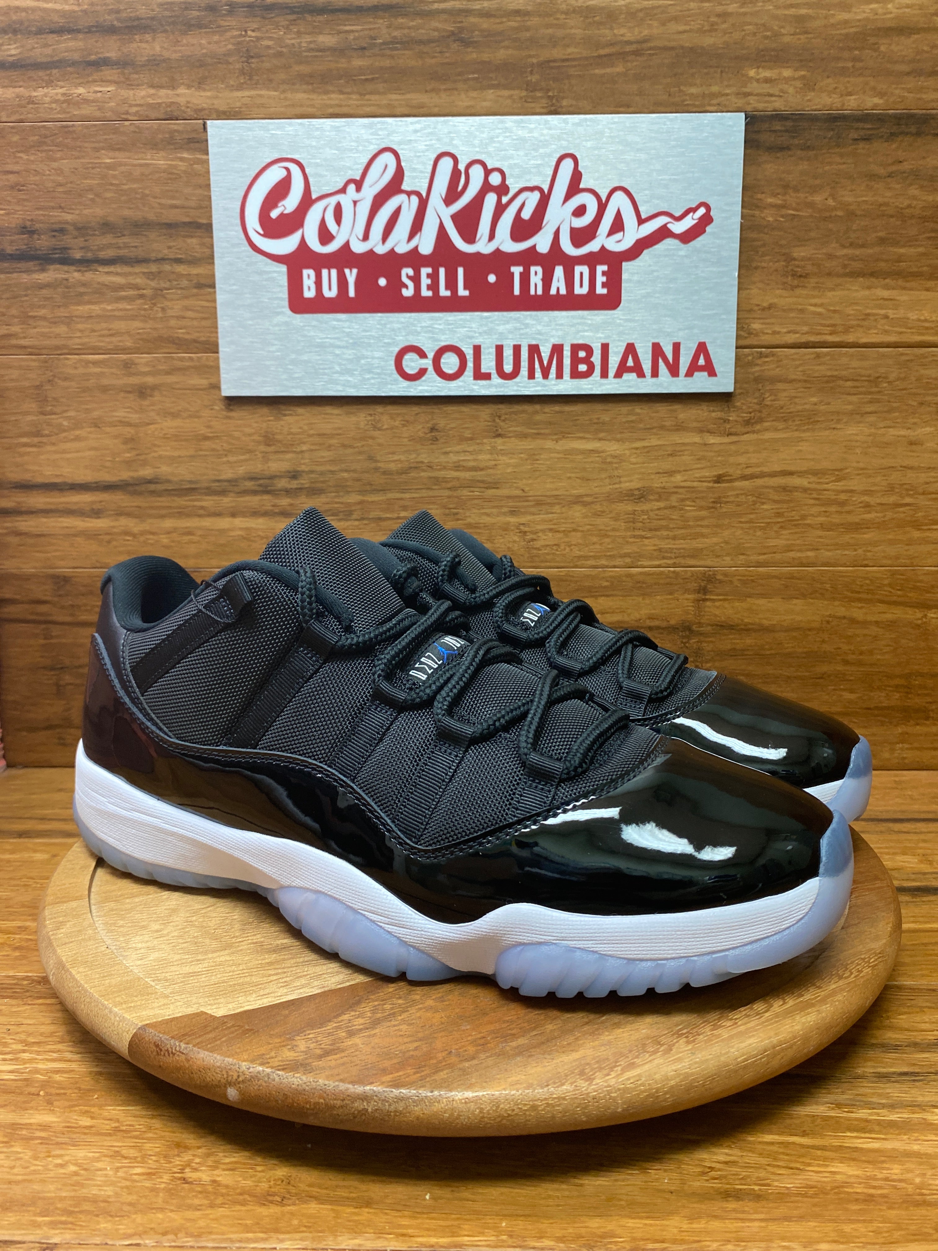 Jordan 11 Retro Low Space Jam
