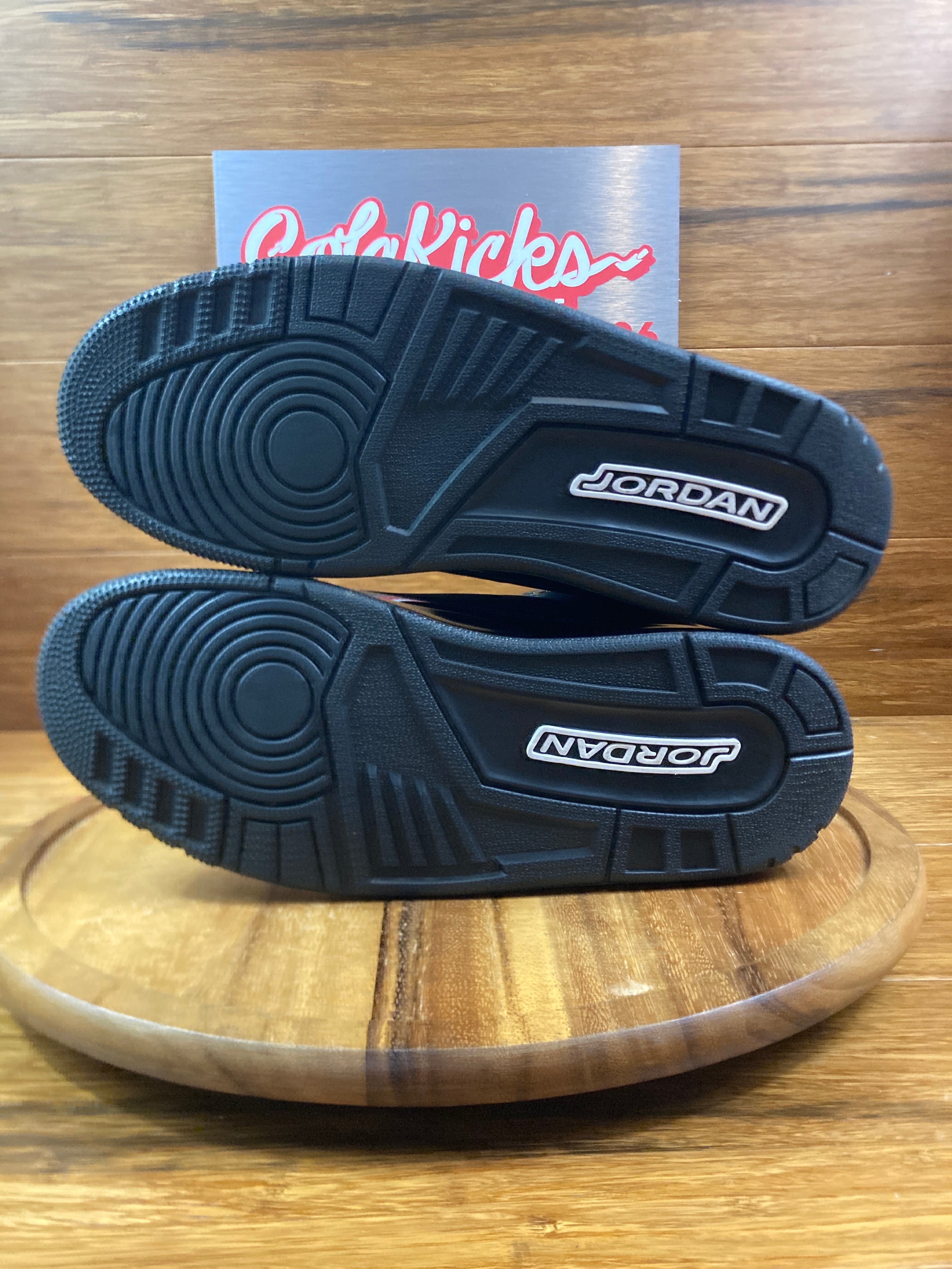 Jordan 3 Retro Black Cat (2025)