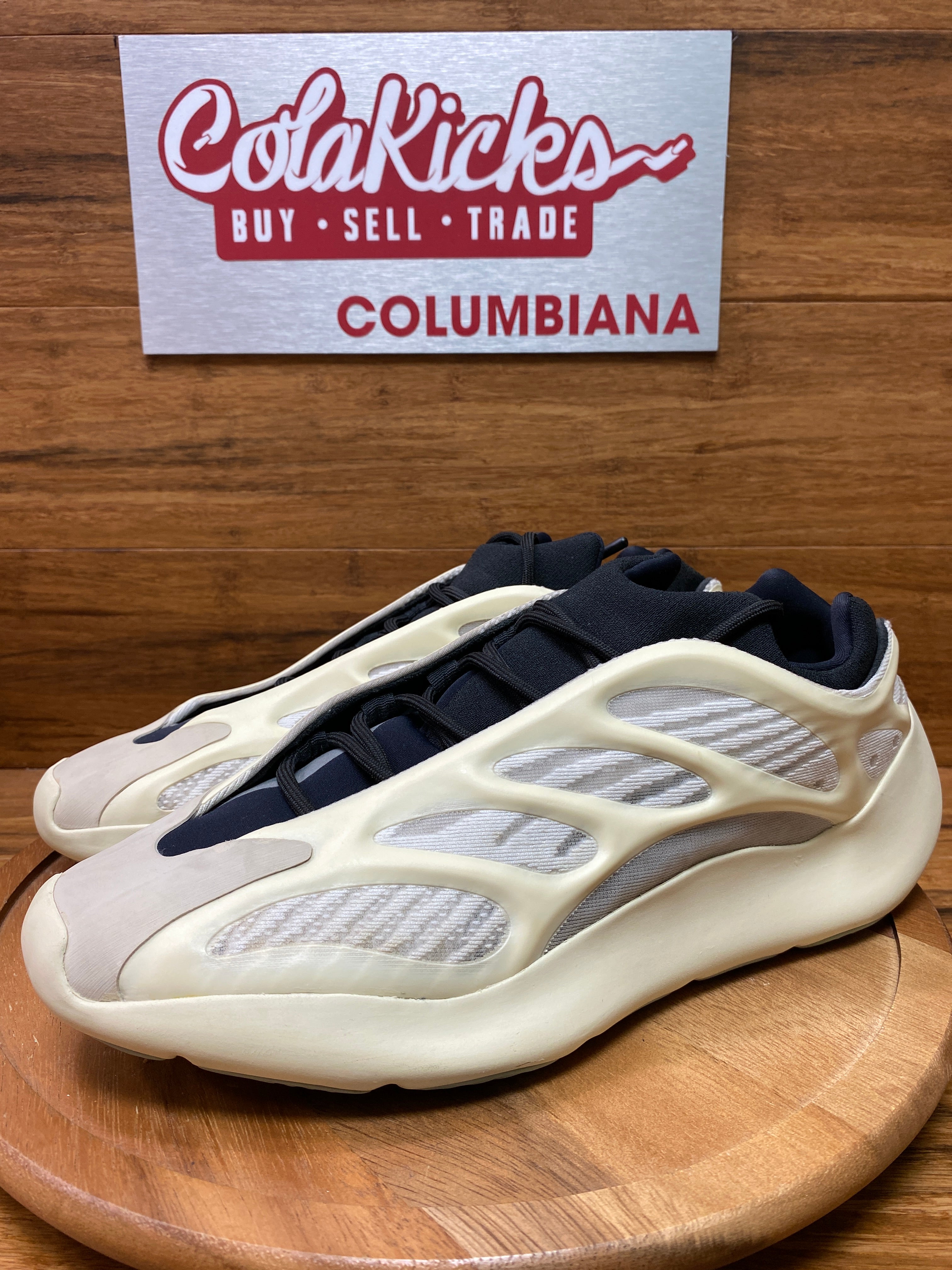 adidas Yeezy 700 V3 Azael