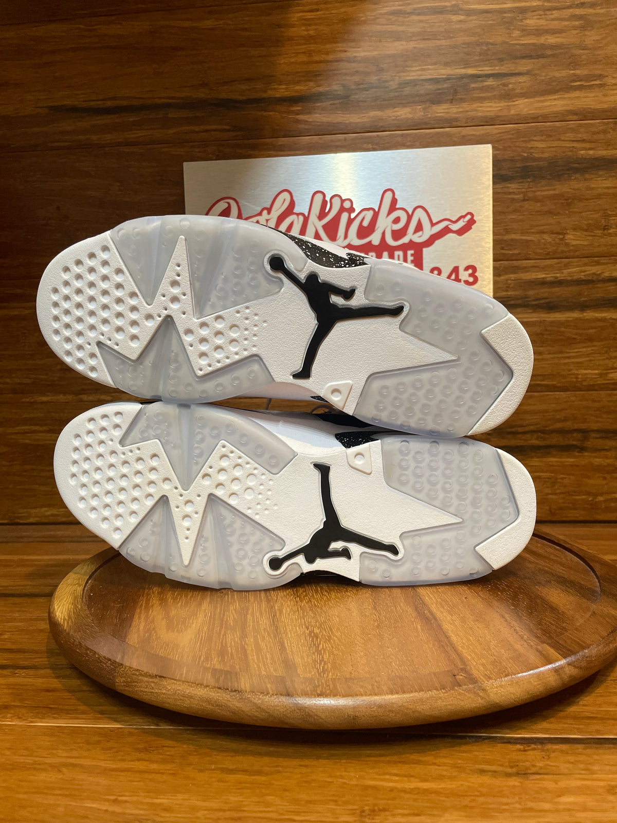 Jordan 6 Retro Oreo (2026)