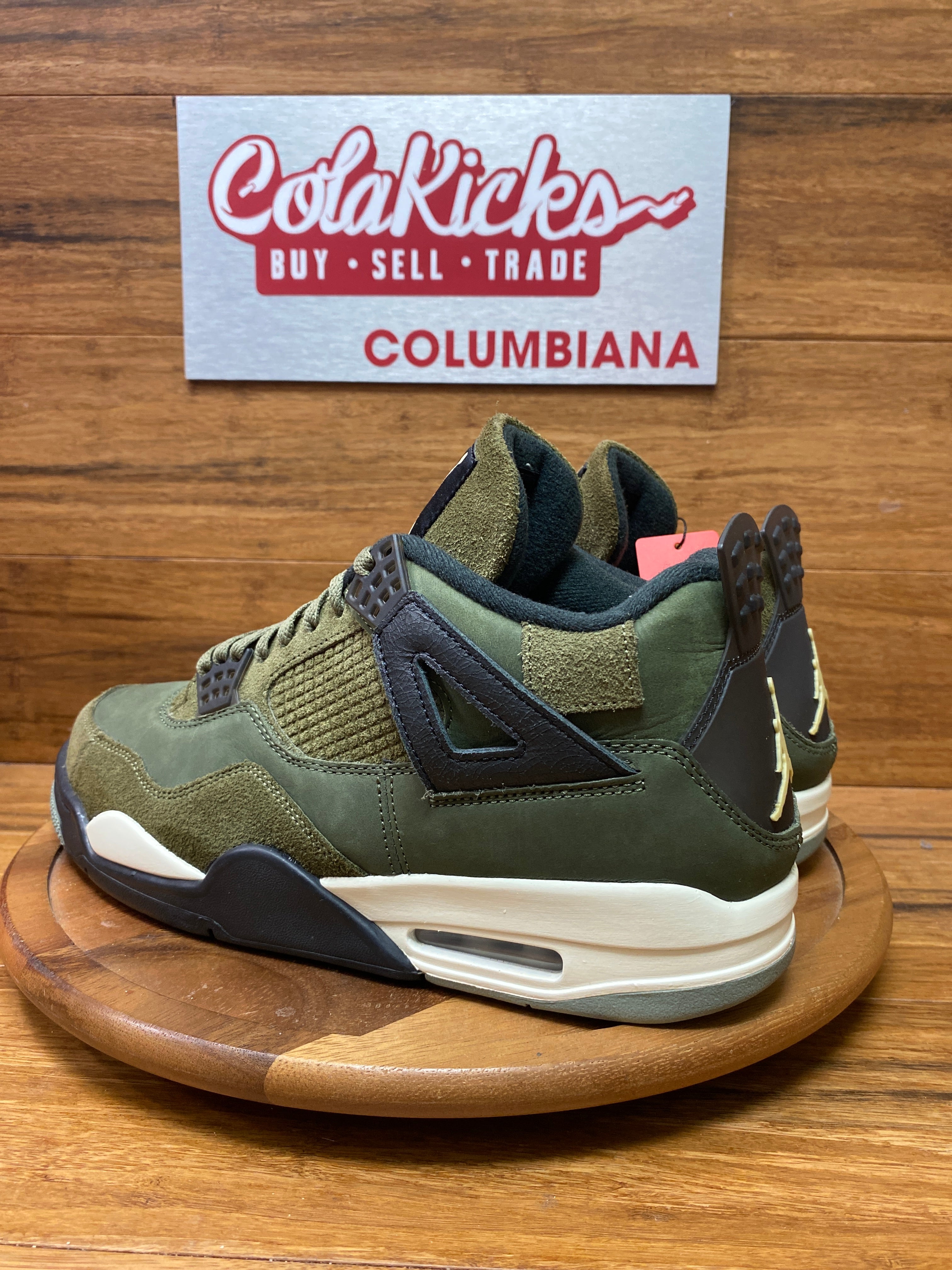 Jordan 4 Retro SE Craft Medium Olive