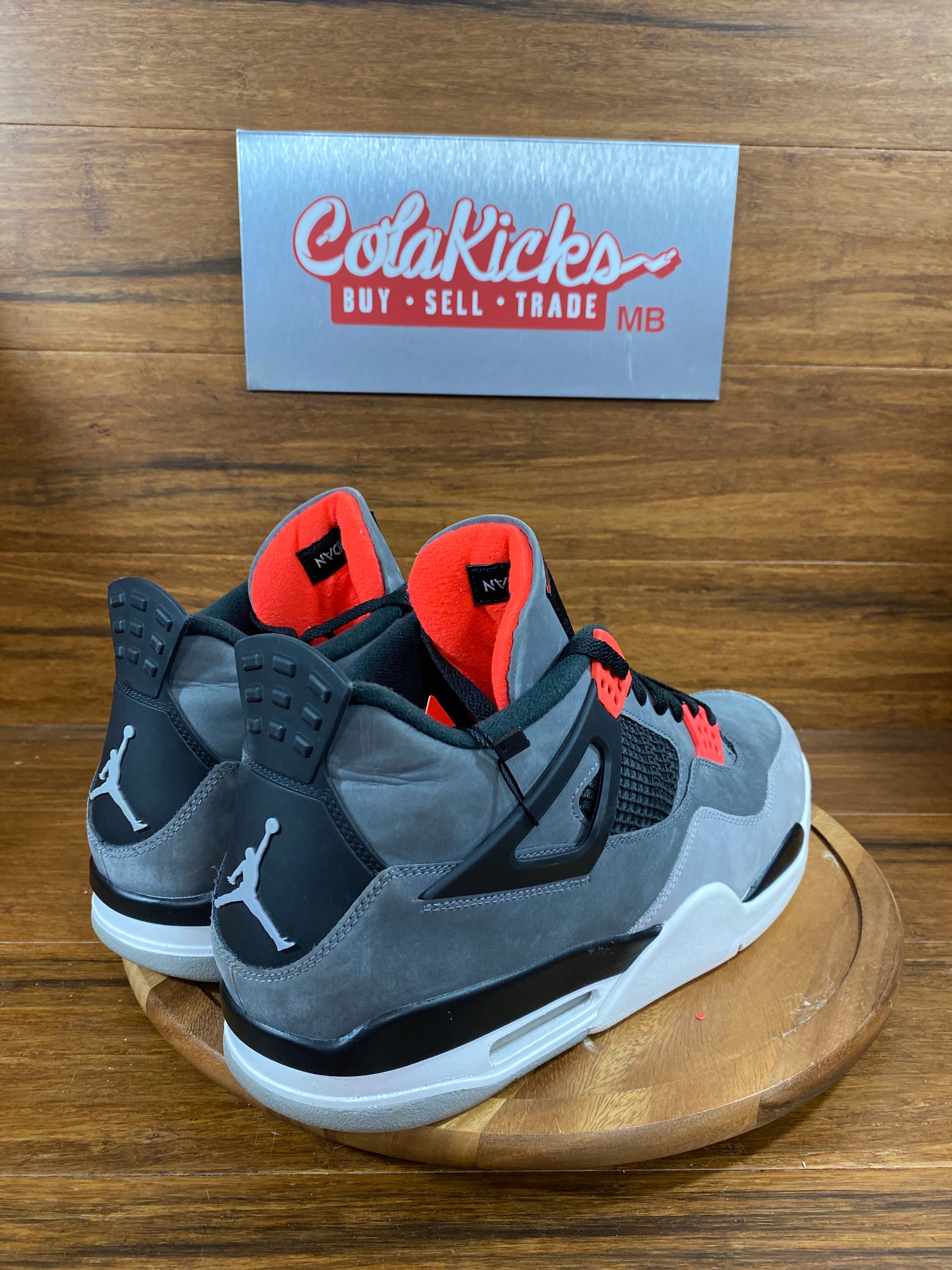 Jordan 4 Retro Infrared