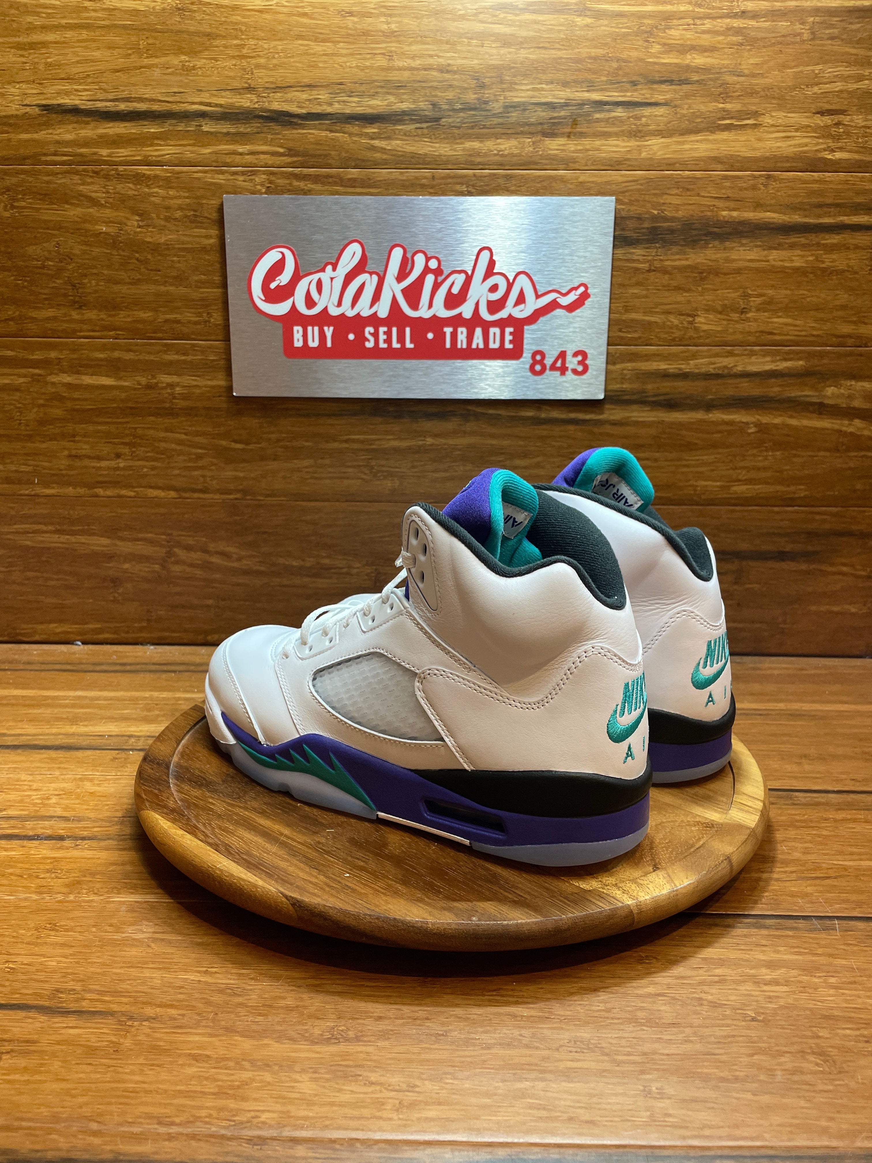 Jordan 5 Retro Grape (2025)