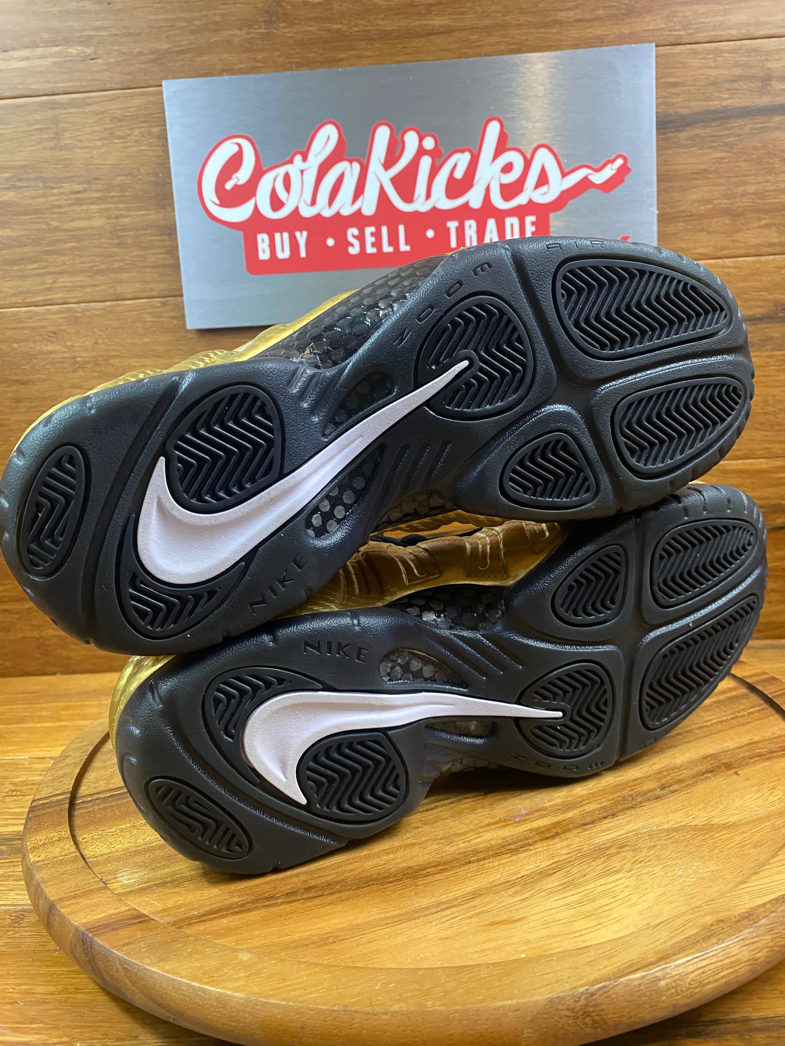 Nike Air Foamposite Pro Metallic Gold