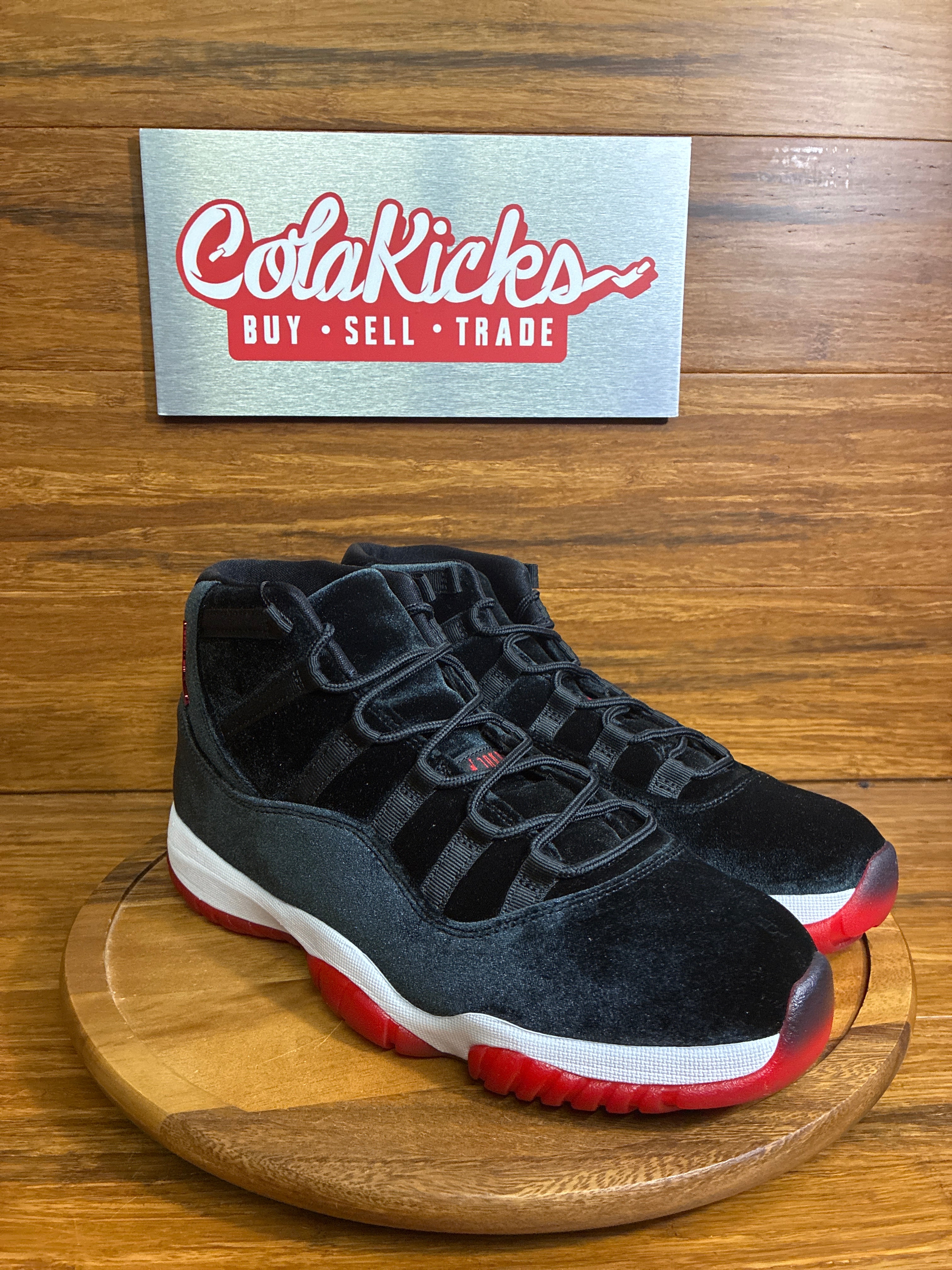Jordan 11 Retro Bred Velvet (Women's)