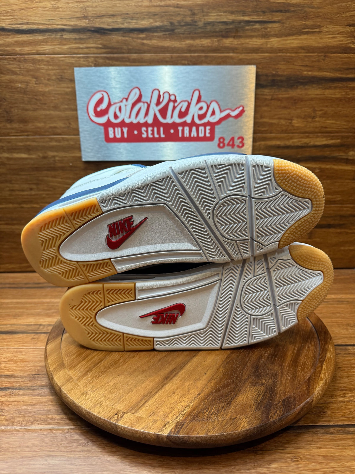 Jordan 4 Retro SB Navy