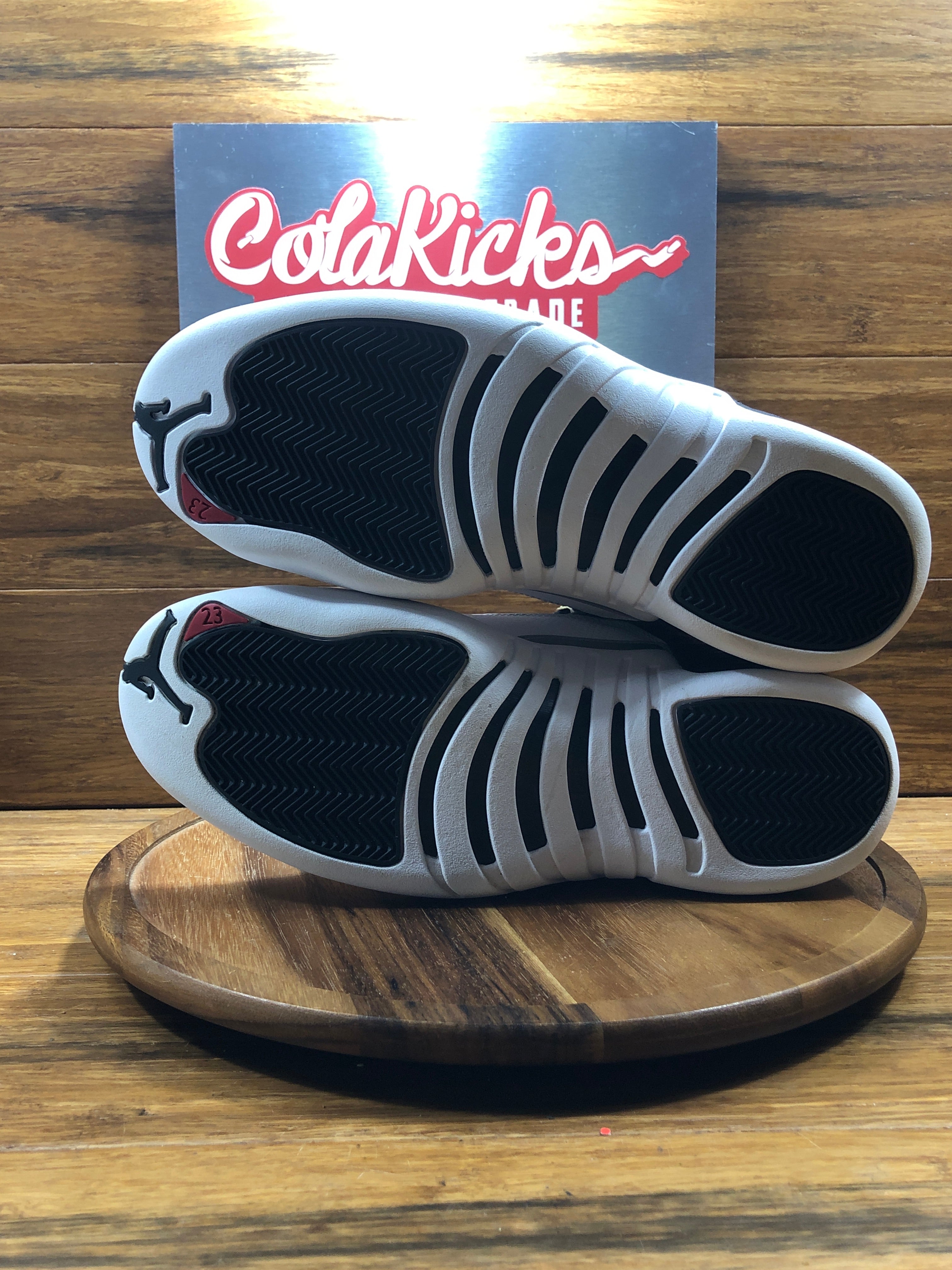 Jordan 12 Retro Playoffs (2022)