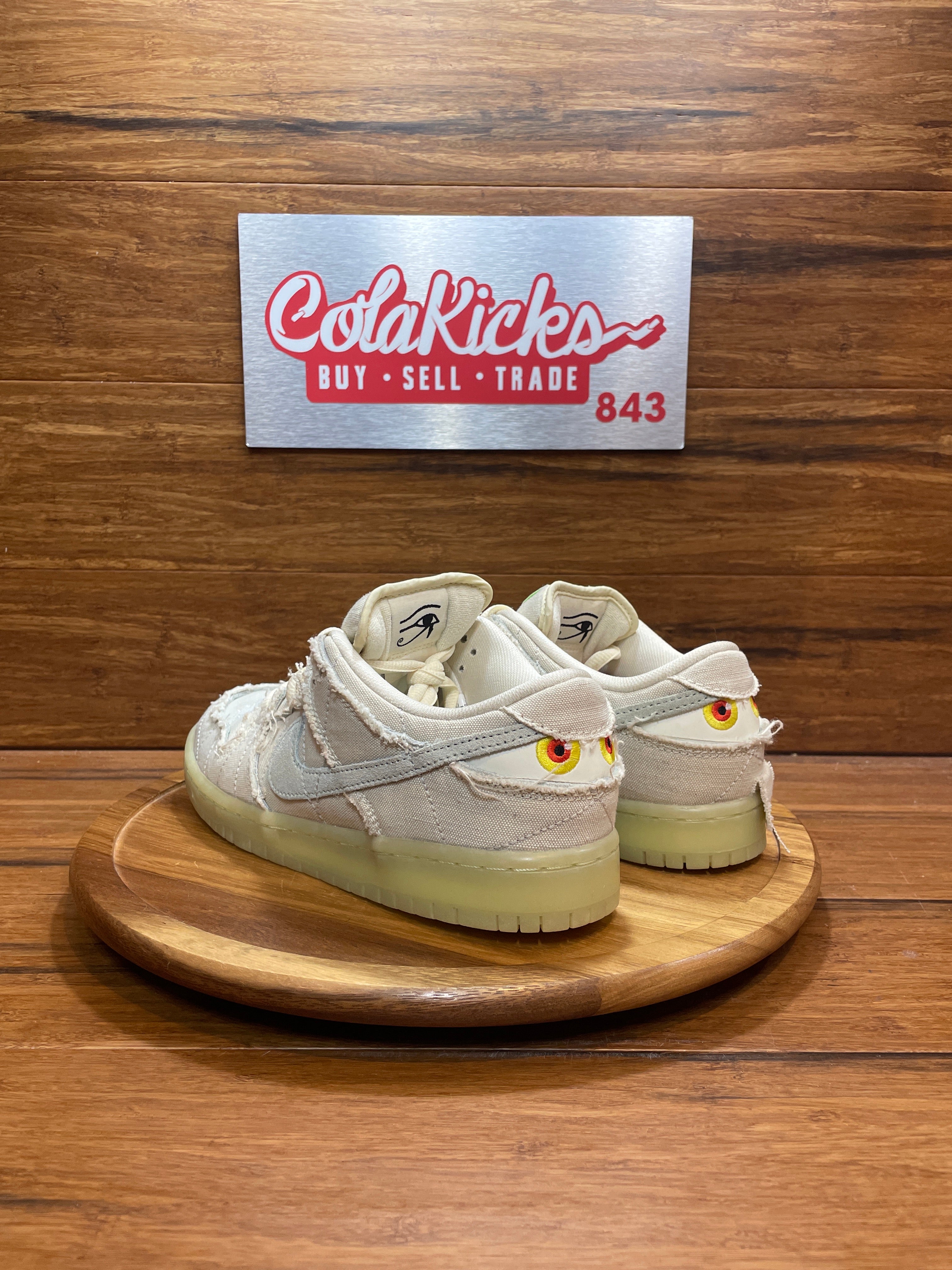 Nike SB Dunk Low Mummy