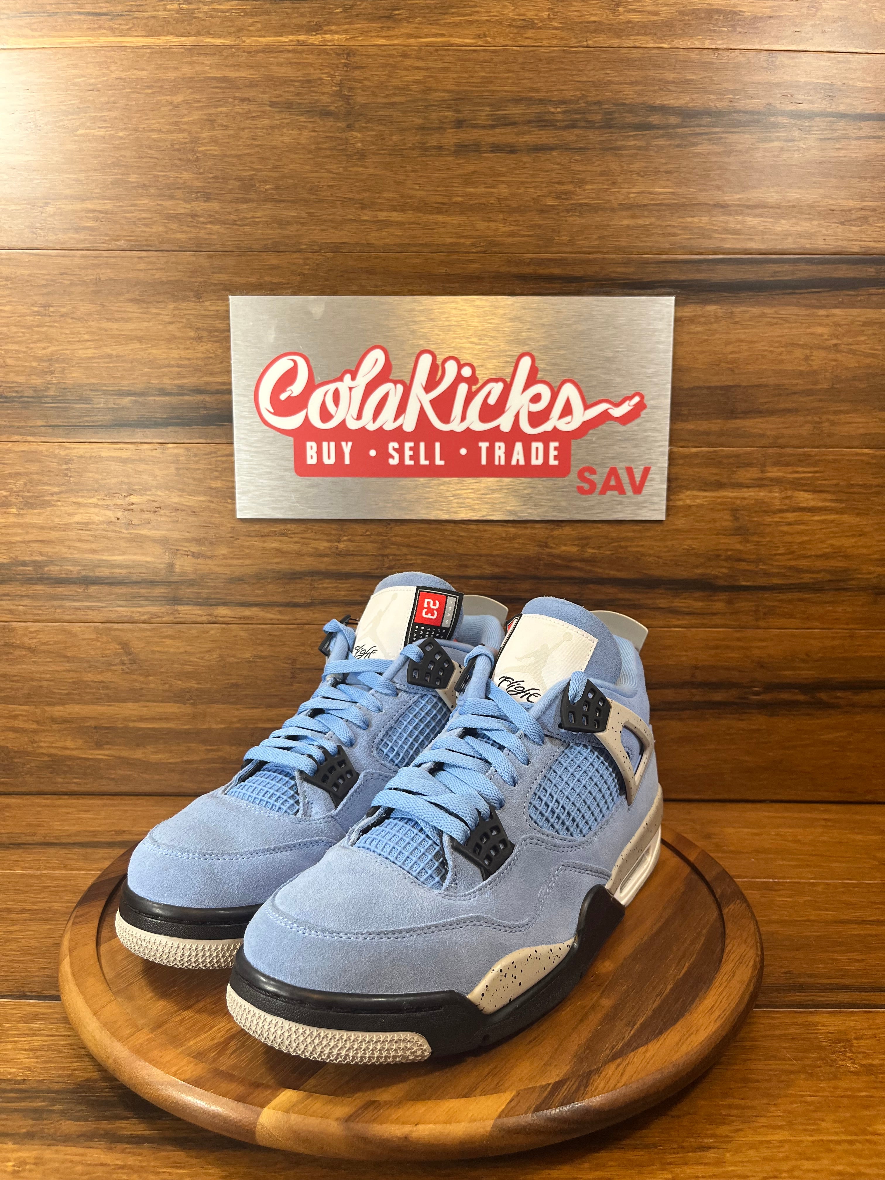 Jordan 4 Retro University Blue
